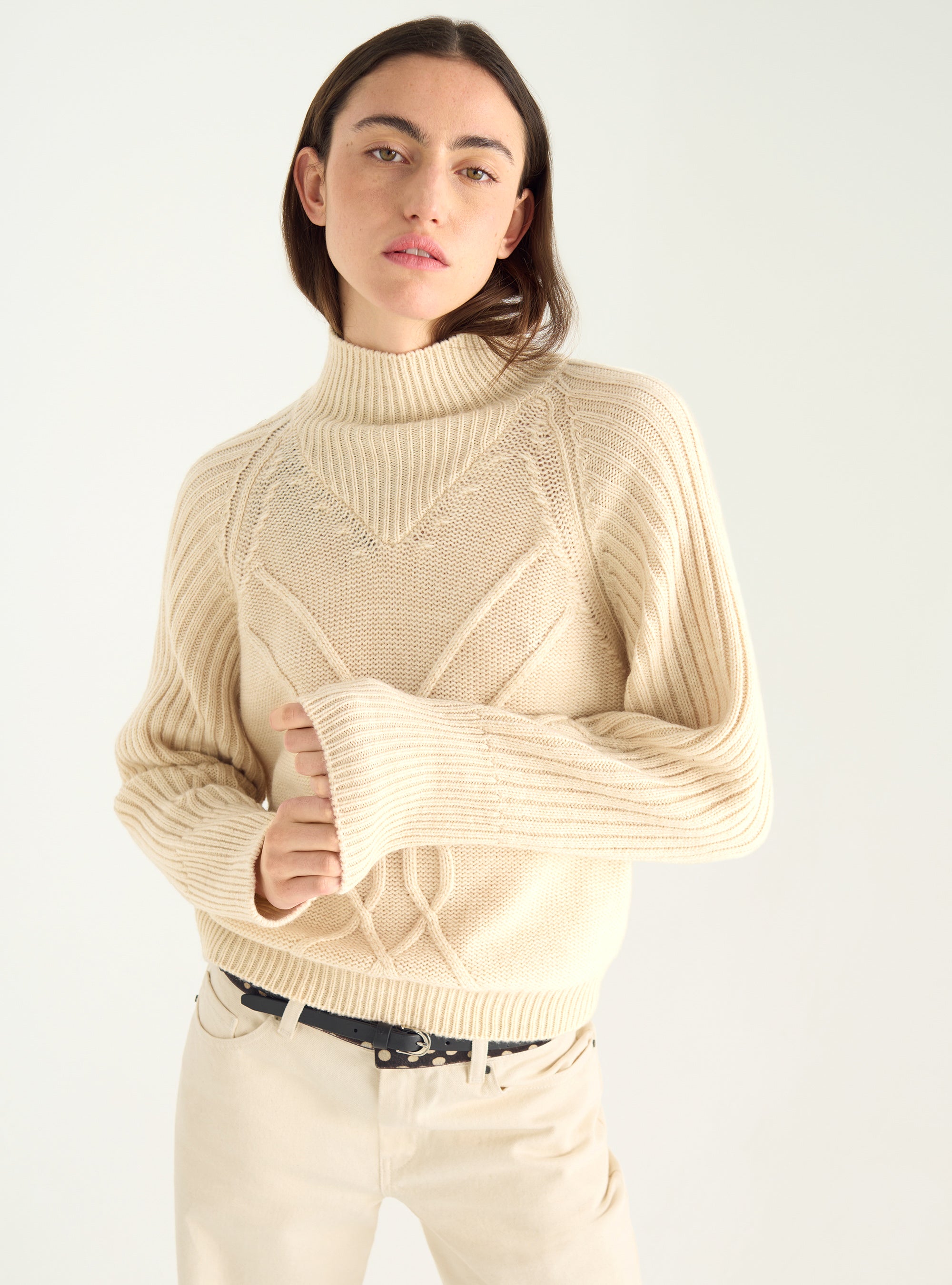 Zopfmusterpullover aus italienischer Wolle