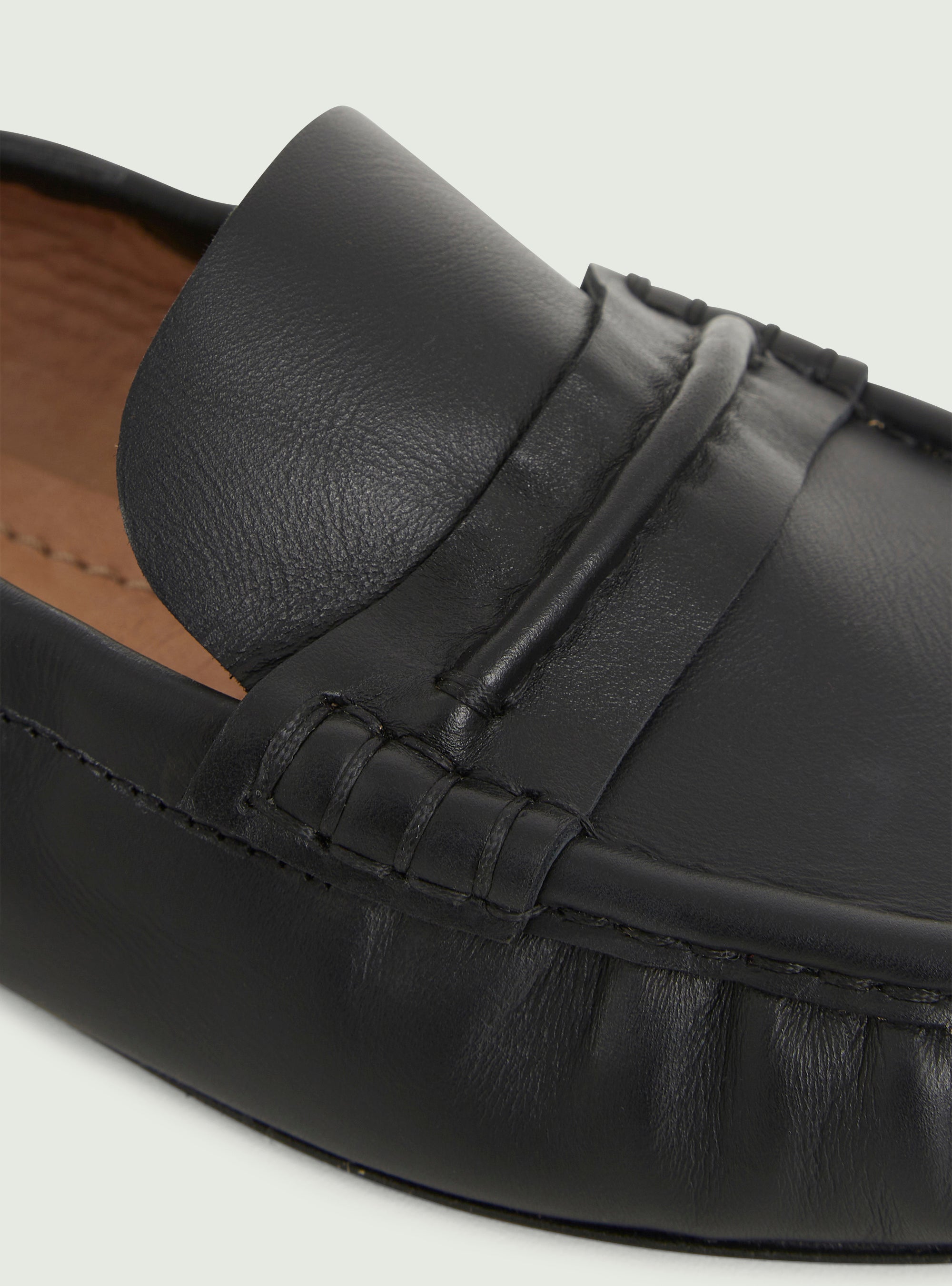 Mocassins en cuir noir