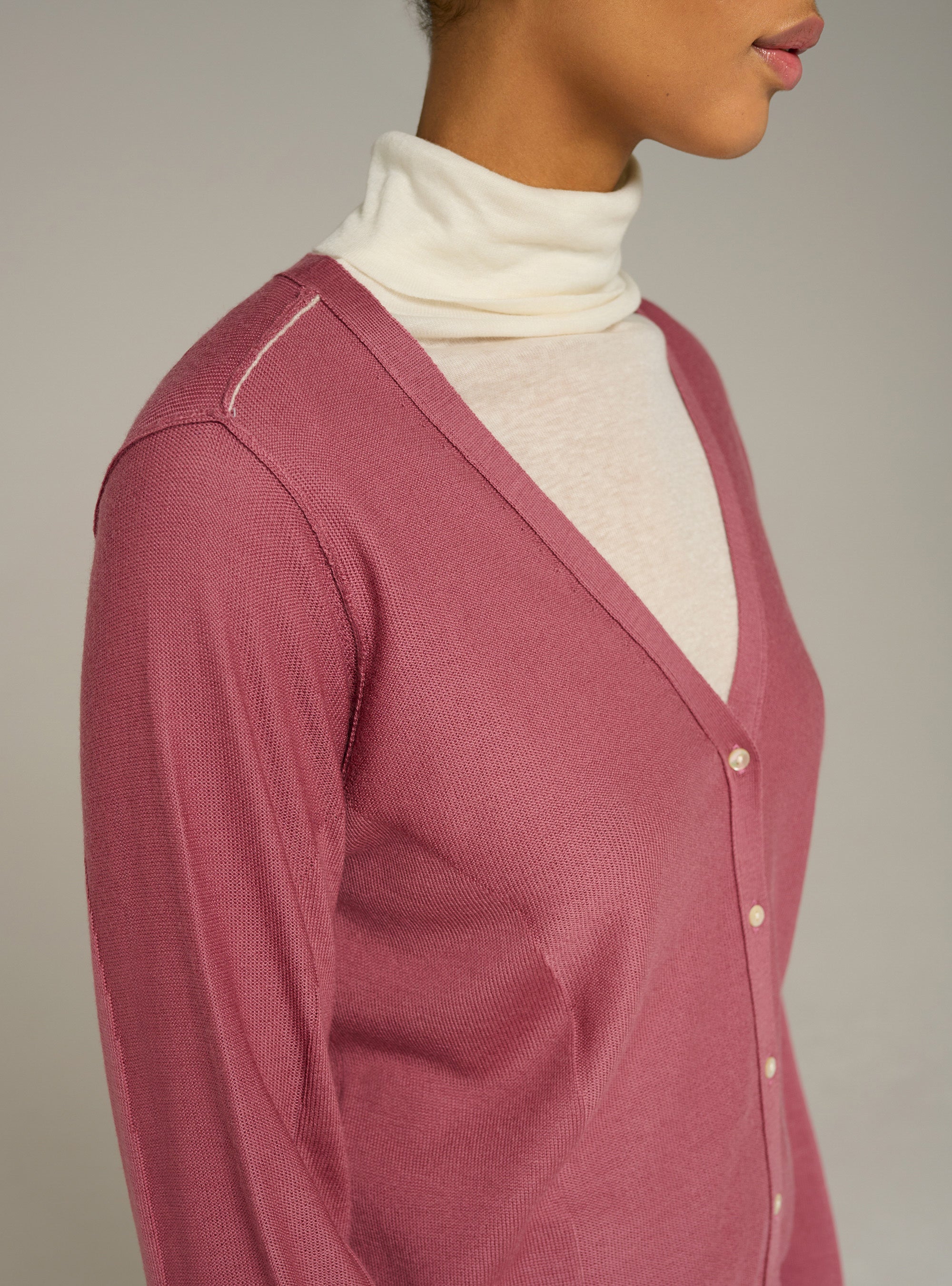 Cotélac acoté cardigan col v maille fine en laine