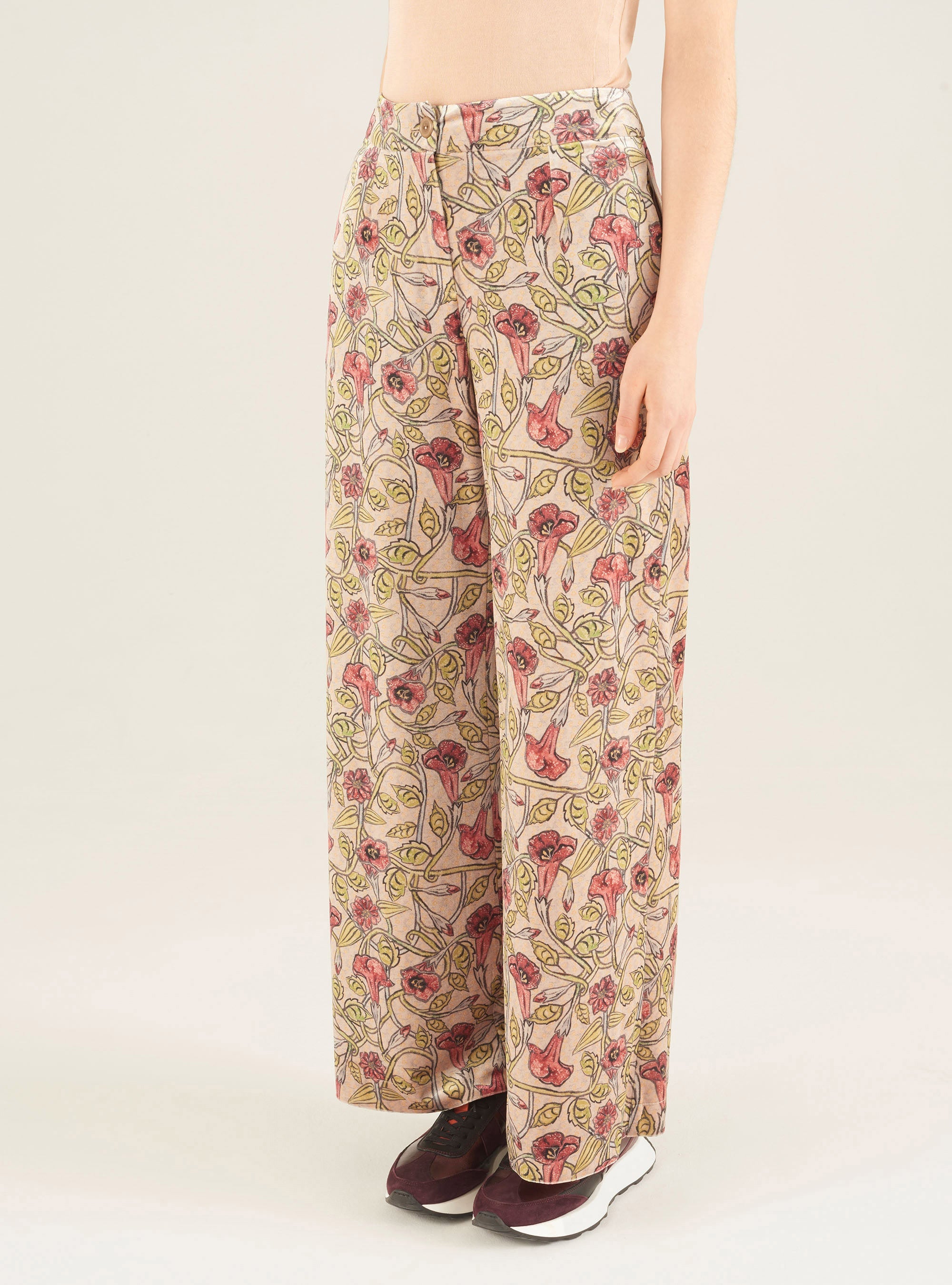 Hose mit weitem Bein