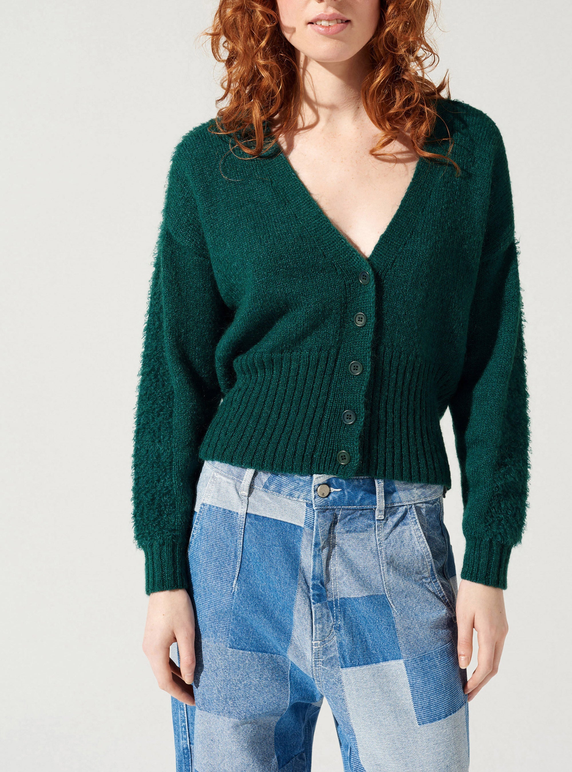 Strickjacke mit Knöpfen