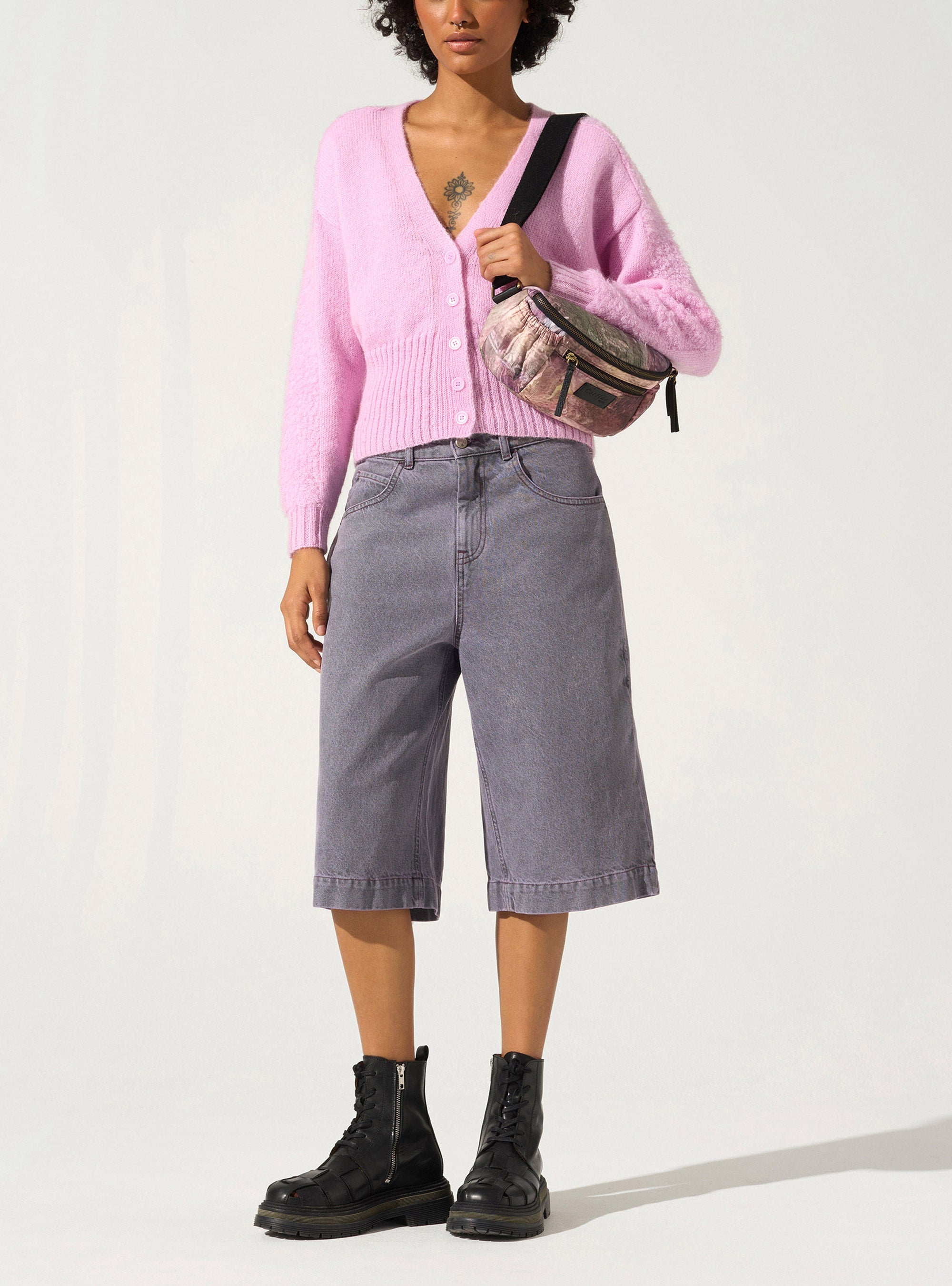 Strickjacke mit Knöpfen