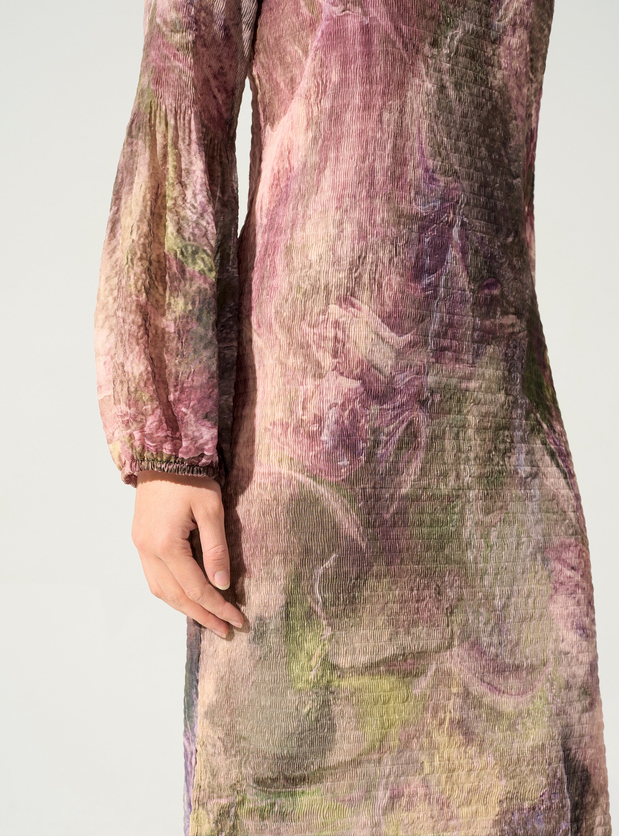 Kleid mit Schlitz