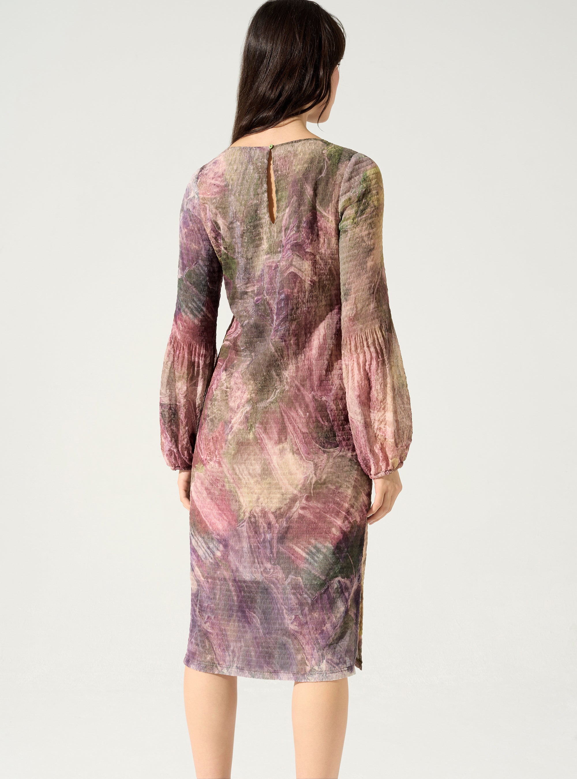 Kleid mit Schlitz