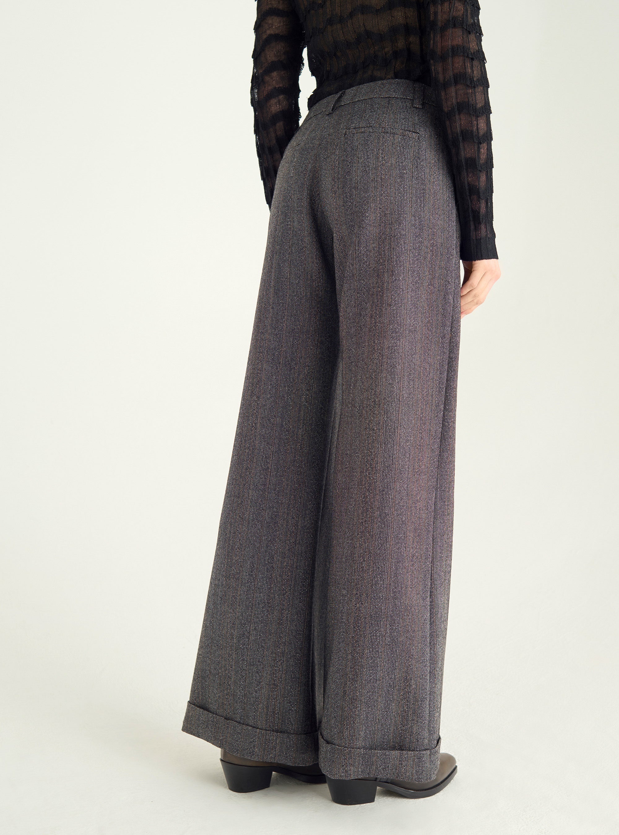 Weite Hose aus strukturiertem Tweed