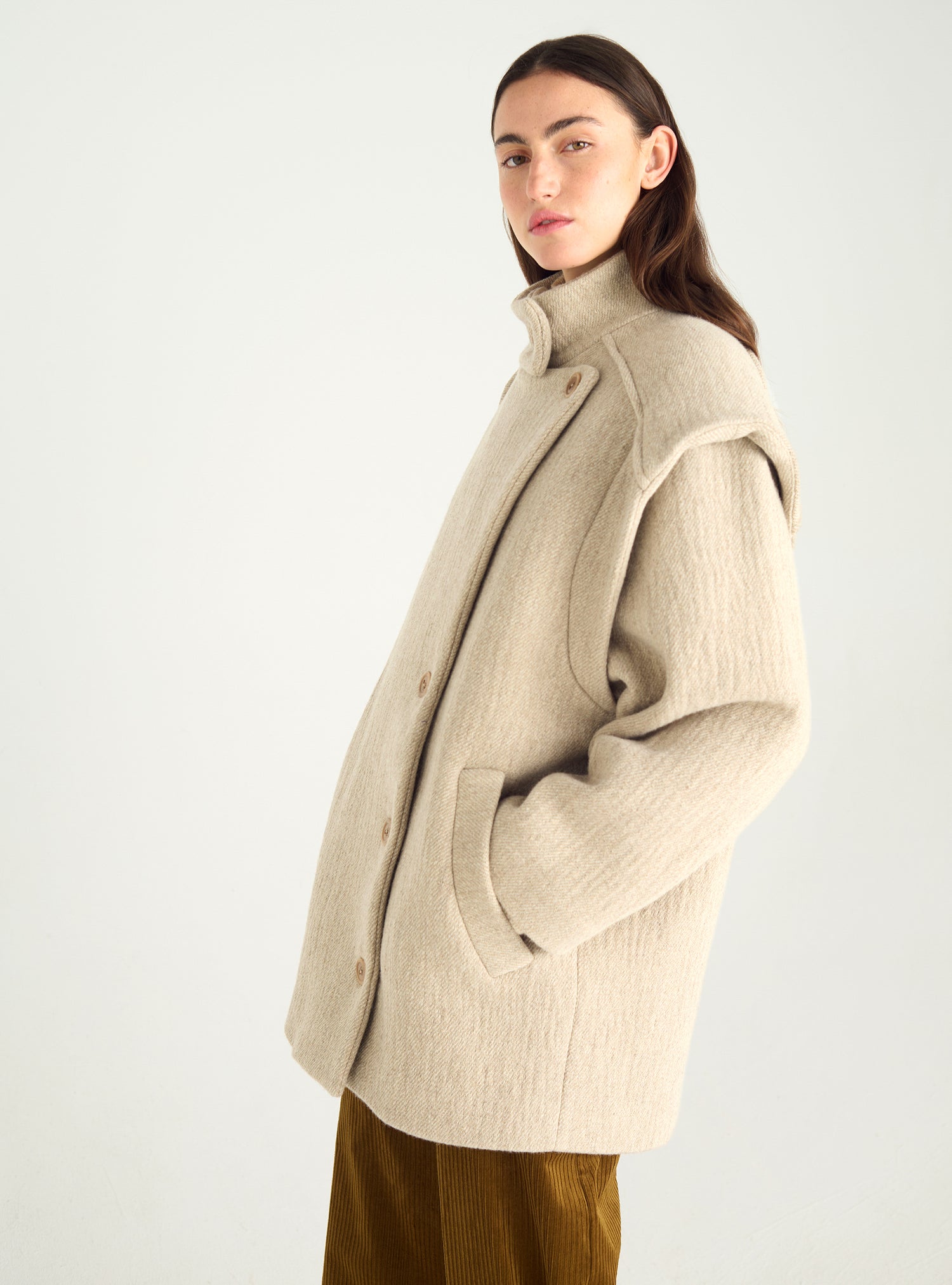 Strukturierter Mantel aus Wolle und Leinen