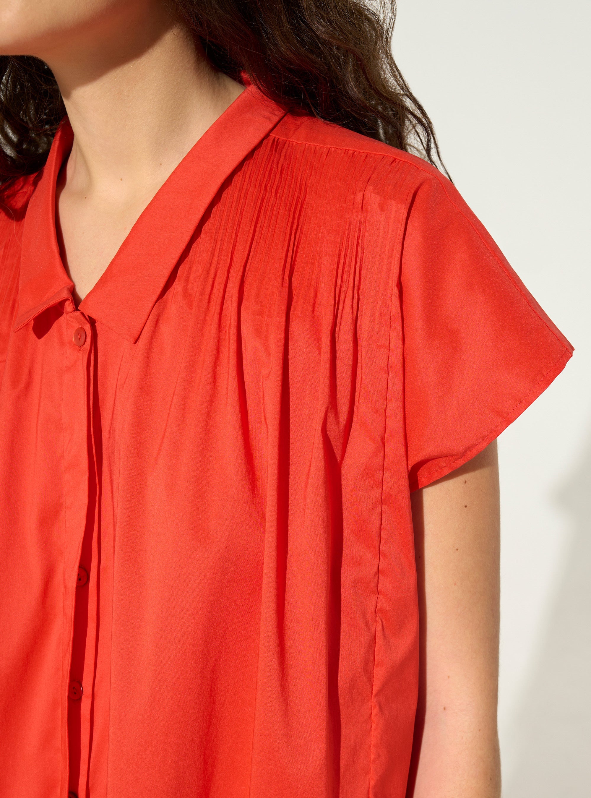 Oversized XXL pleated red cotton shirt