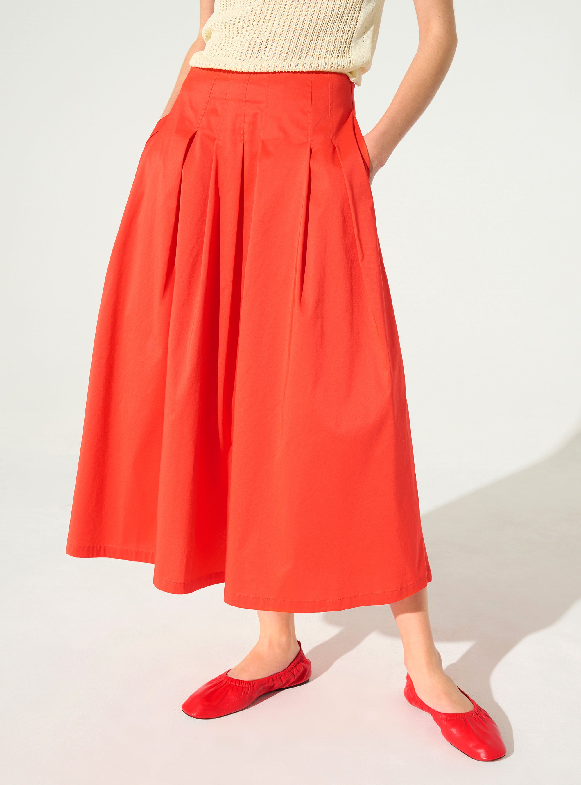 Red pleated cotton skirt