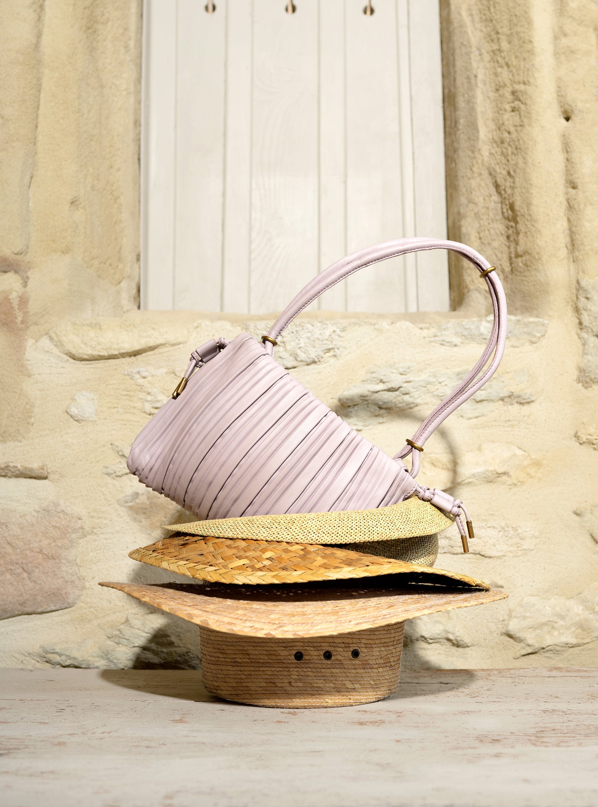 Petit sac plissé en cuir parme Cotélac