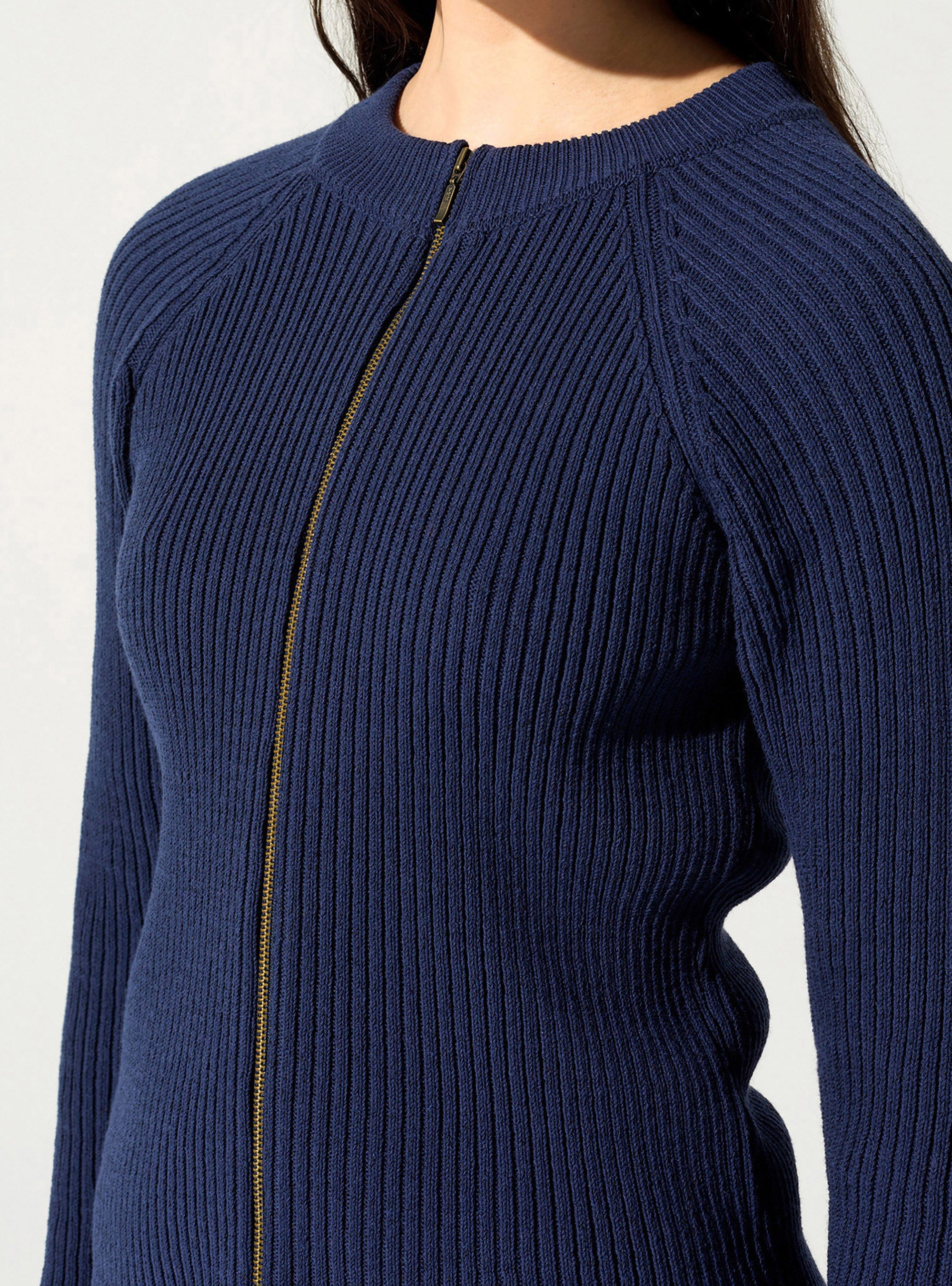 Strickjacke mit Reißverschluss