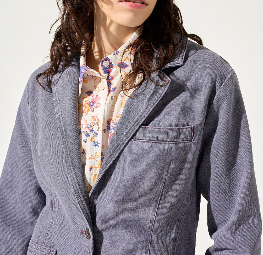 Maßgeschneiderte Jacke