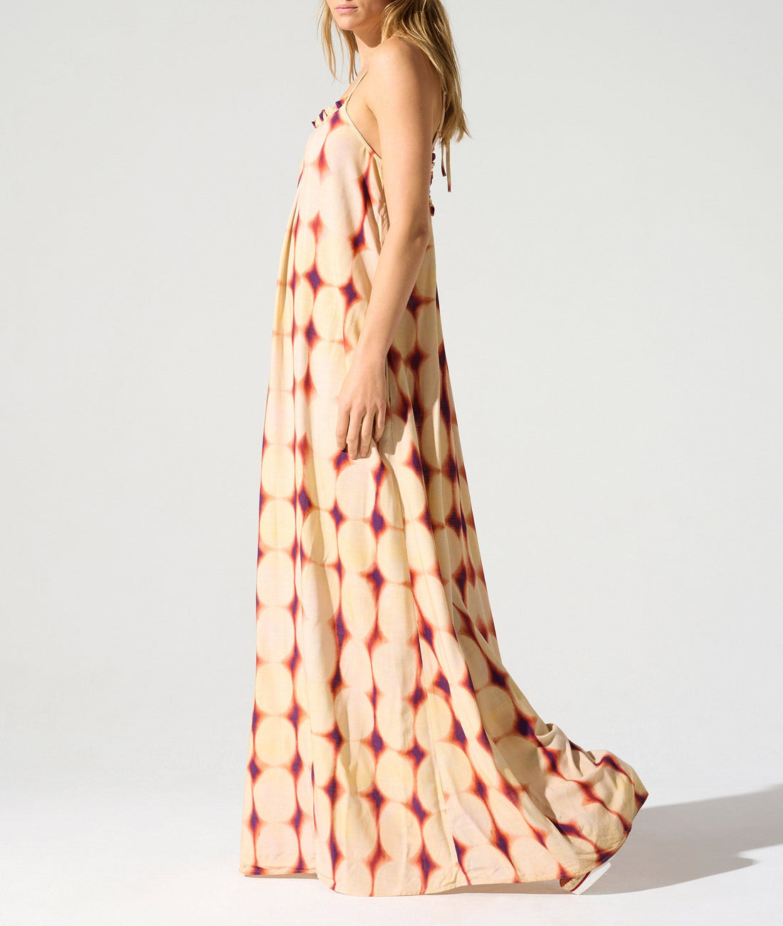 Robe longue à fines bretelles acoté 