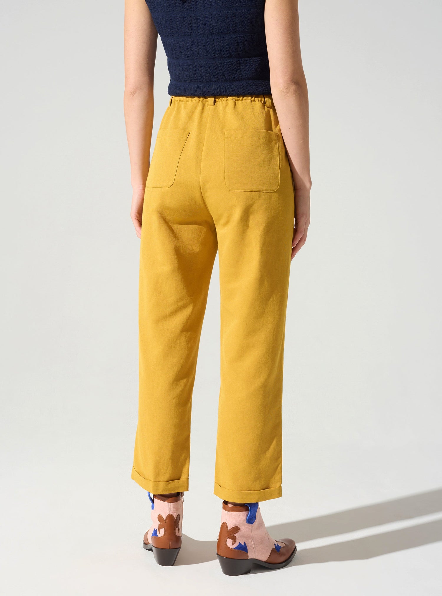 Pantalon carotte acoté 