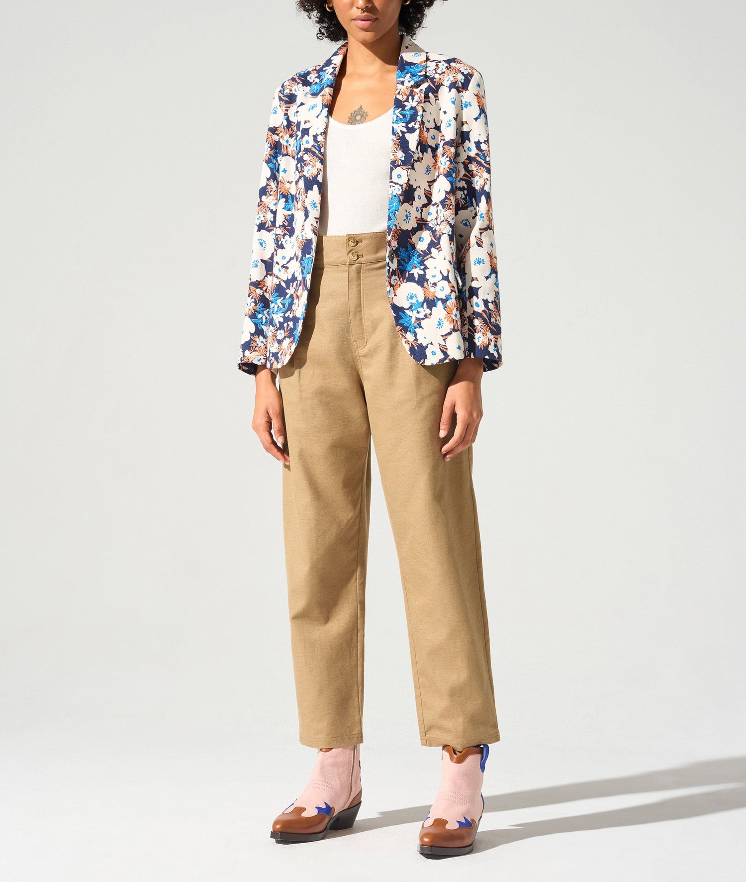 Pantalon fuselé acoté 