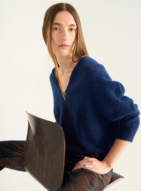 Locker sitzender Pullover aus Naturwolle