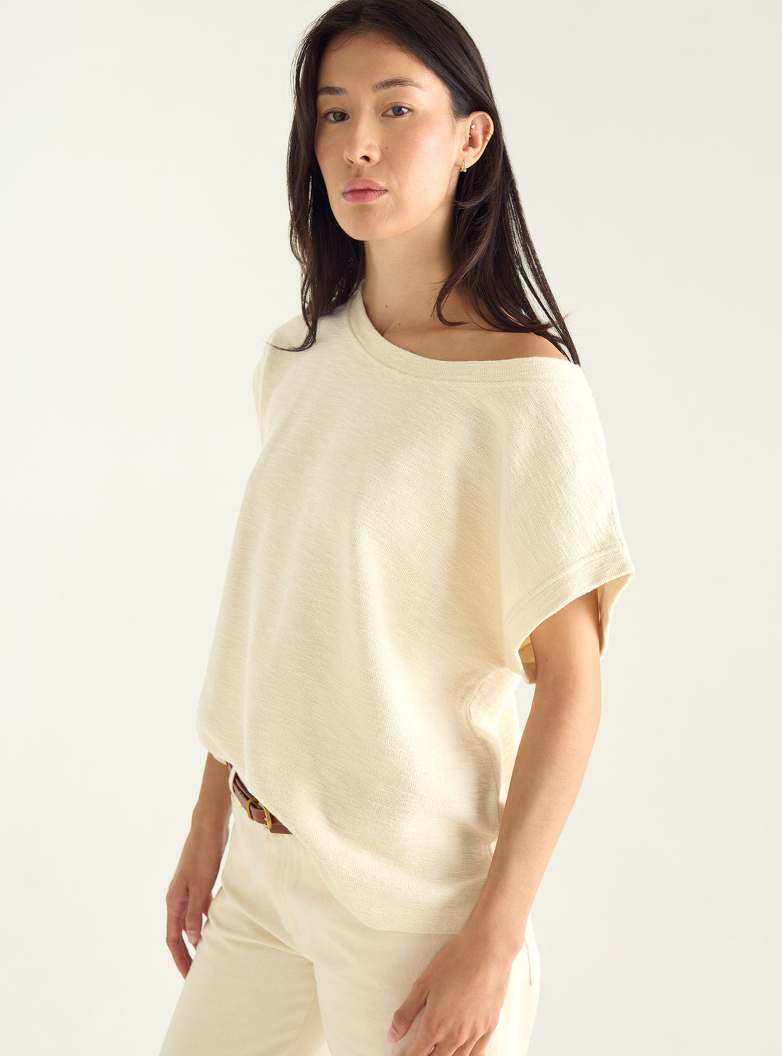 Locker sitzendes T-Shirt aus Slub-Interlock