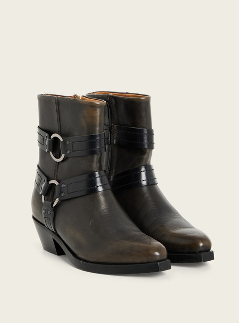 Bottines en cuir patiné