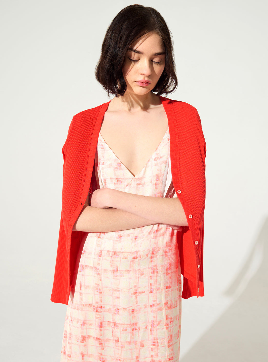 Cardigan ajusté plissé en coton rouge