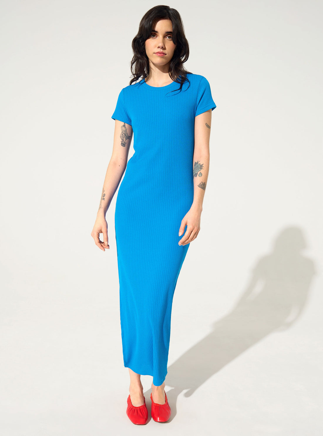 Blue cotton pleated fitted dress