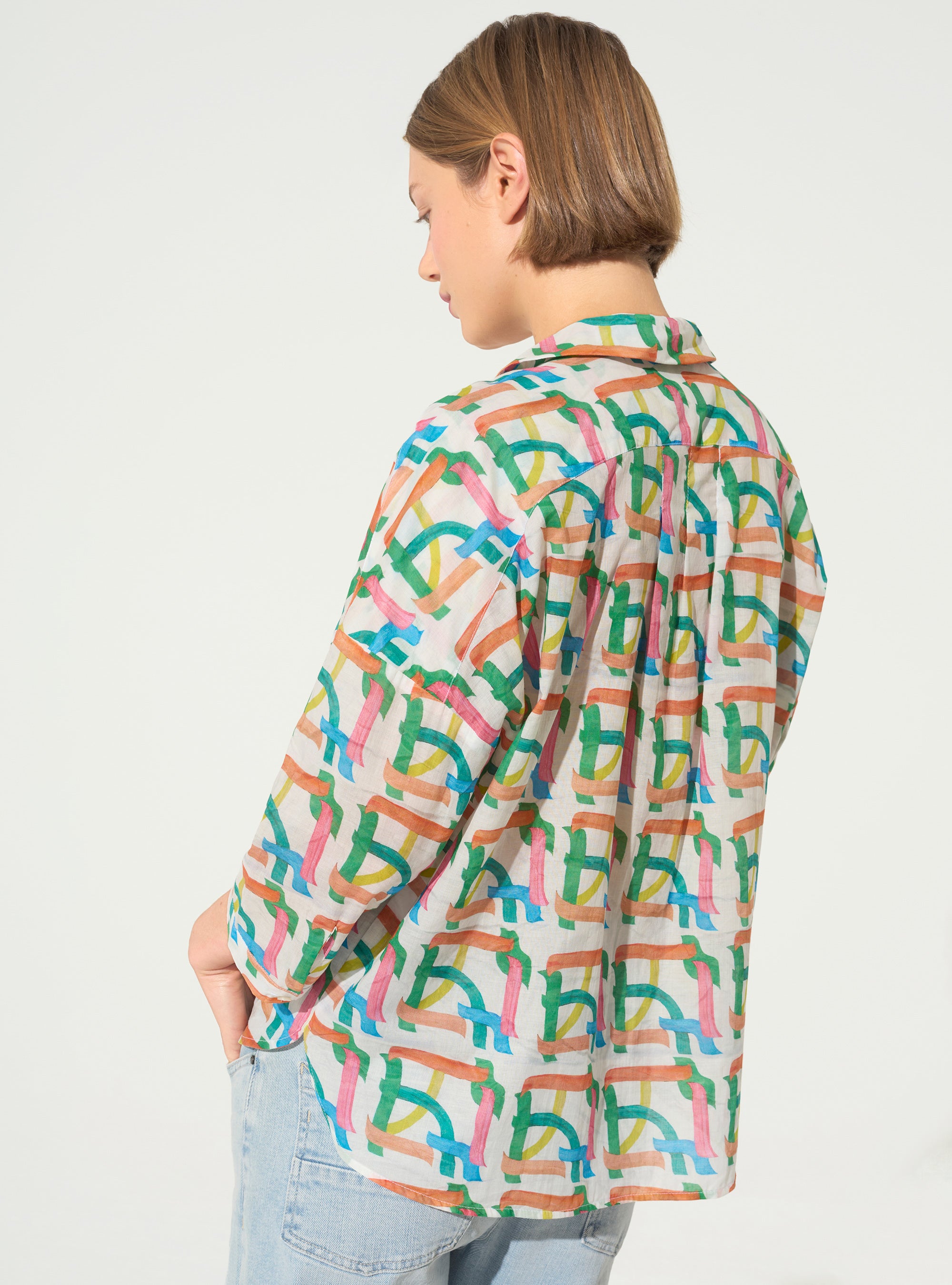 White cotton oversized shirt with house print