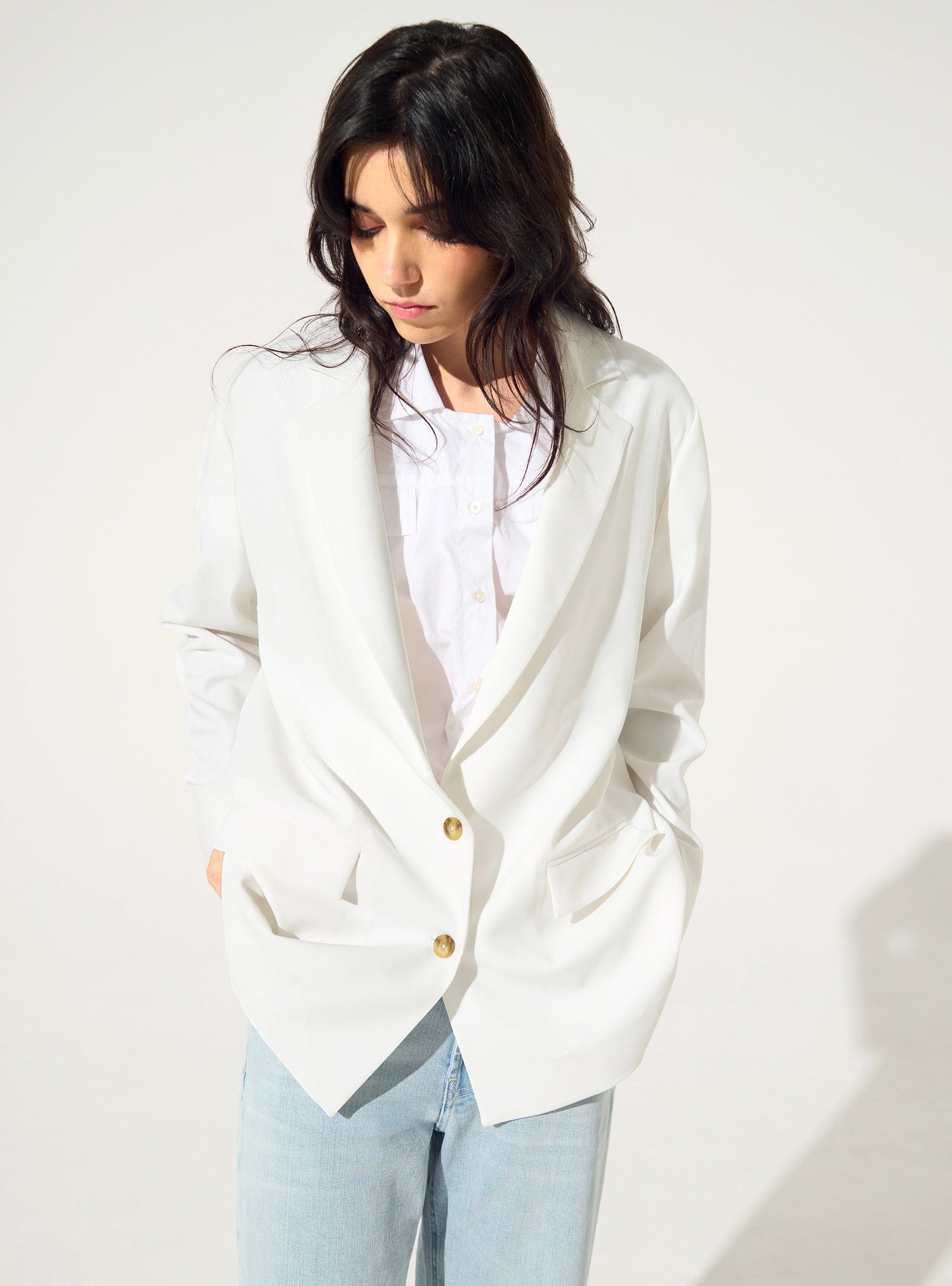 White oversized tailored jacket