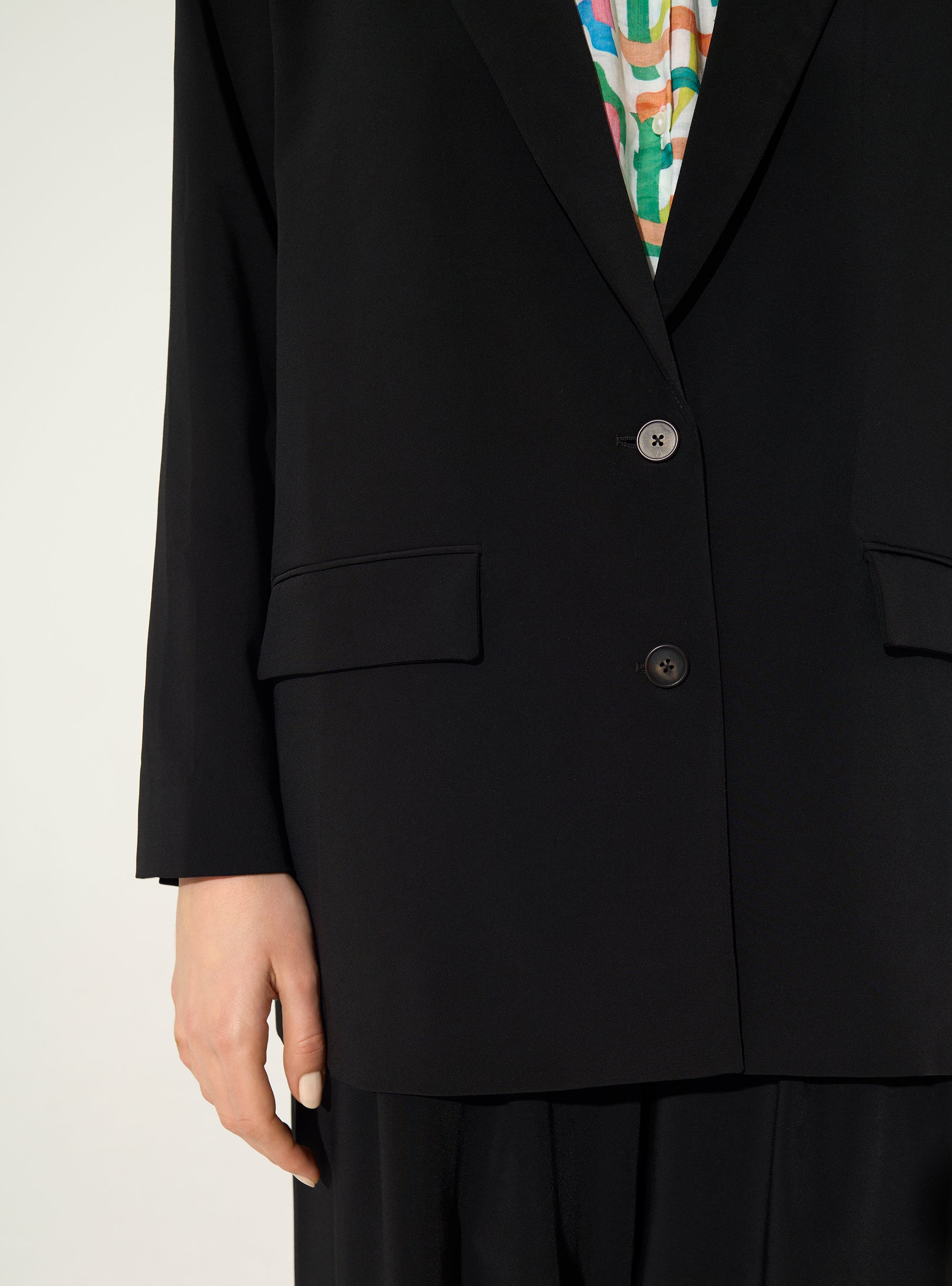 Schwarze Oversize-Jacke