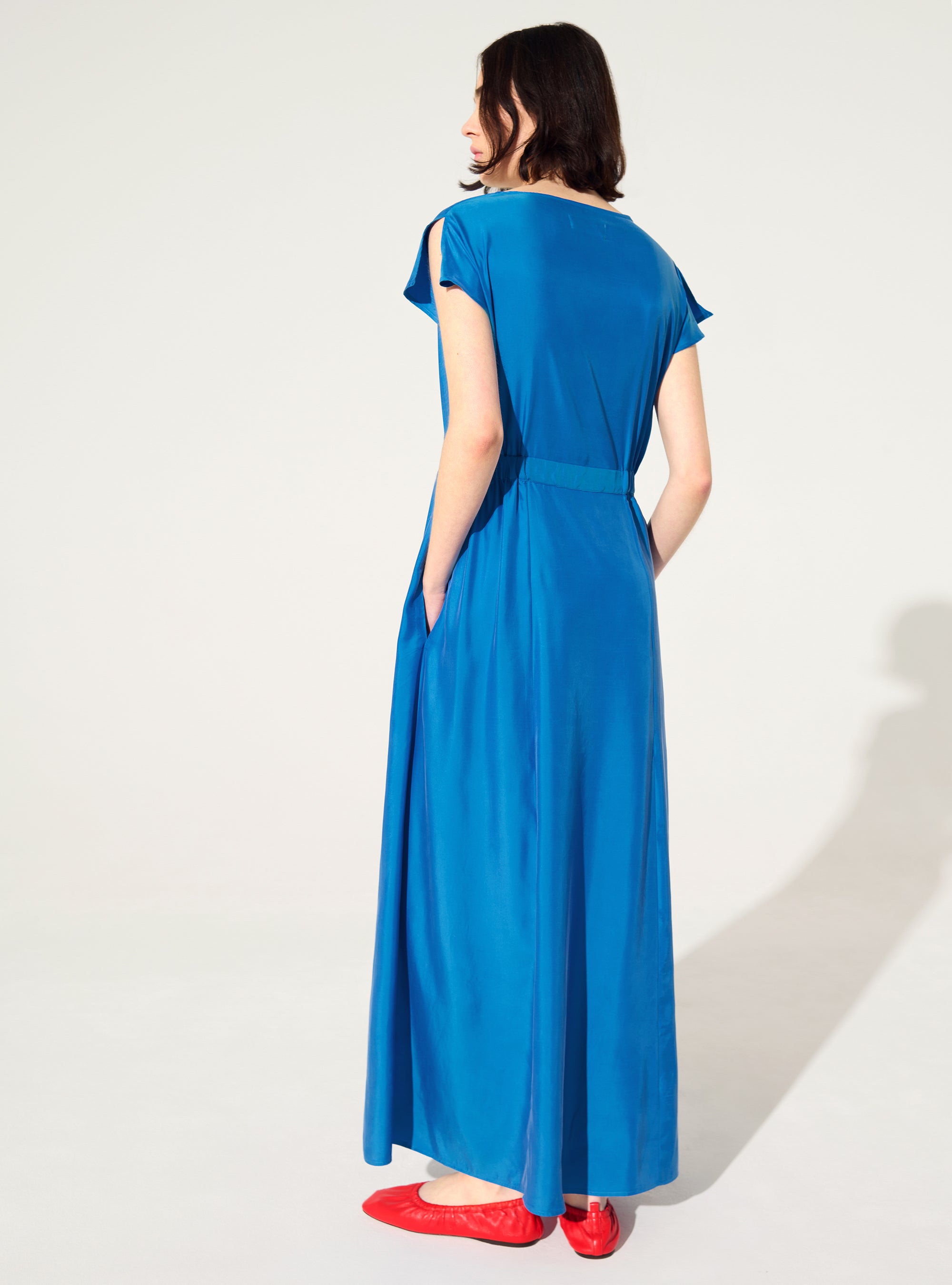Blue fitted dress