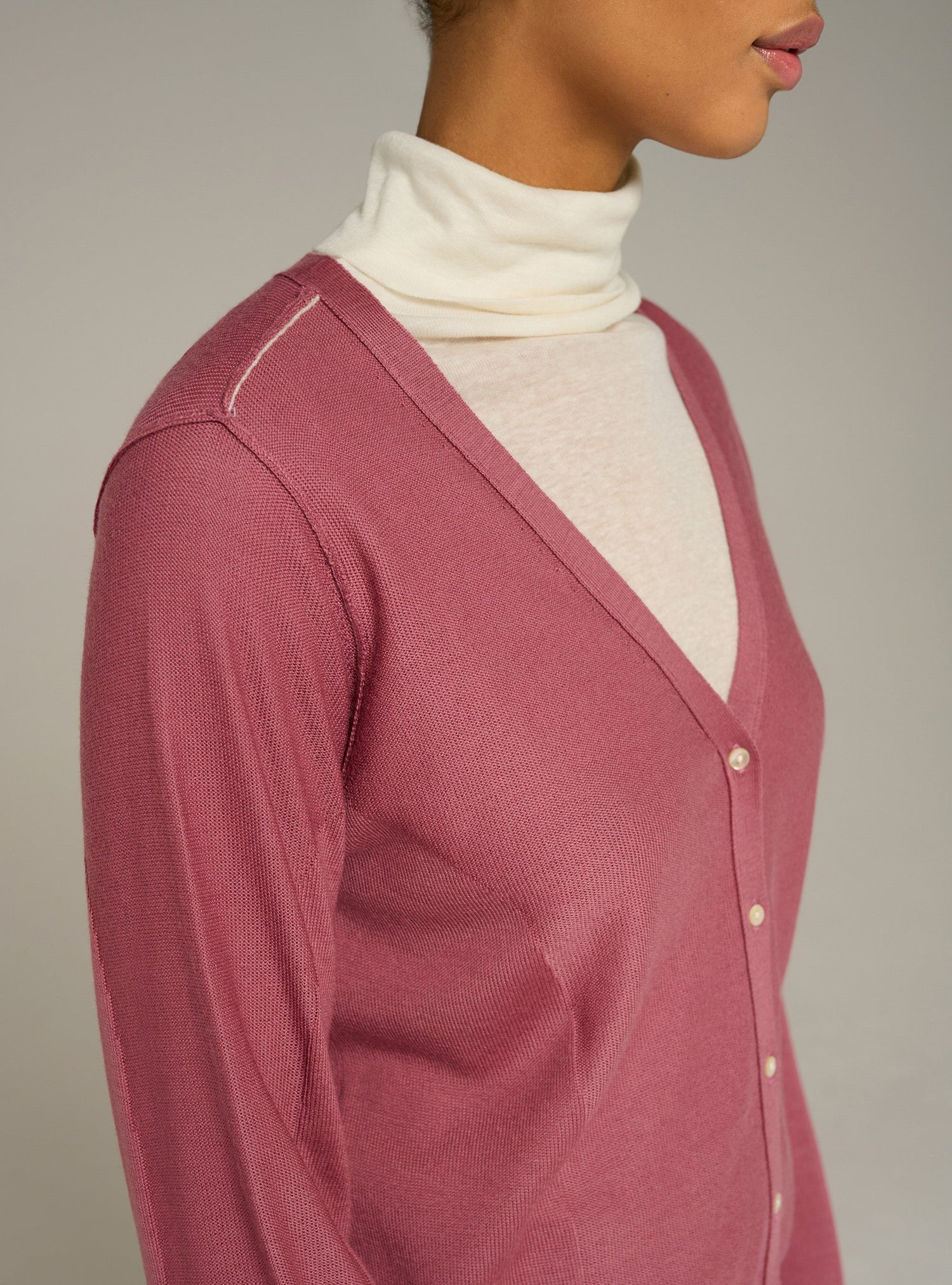Cotélac acoté cardigan col v maille fine en laine