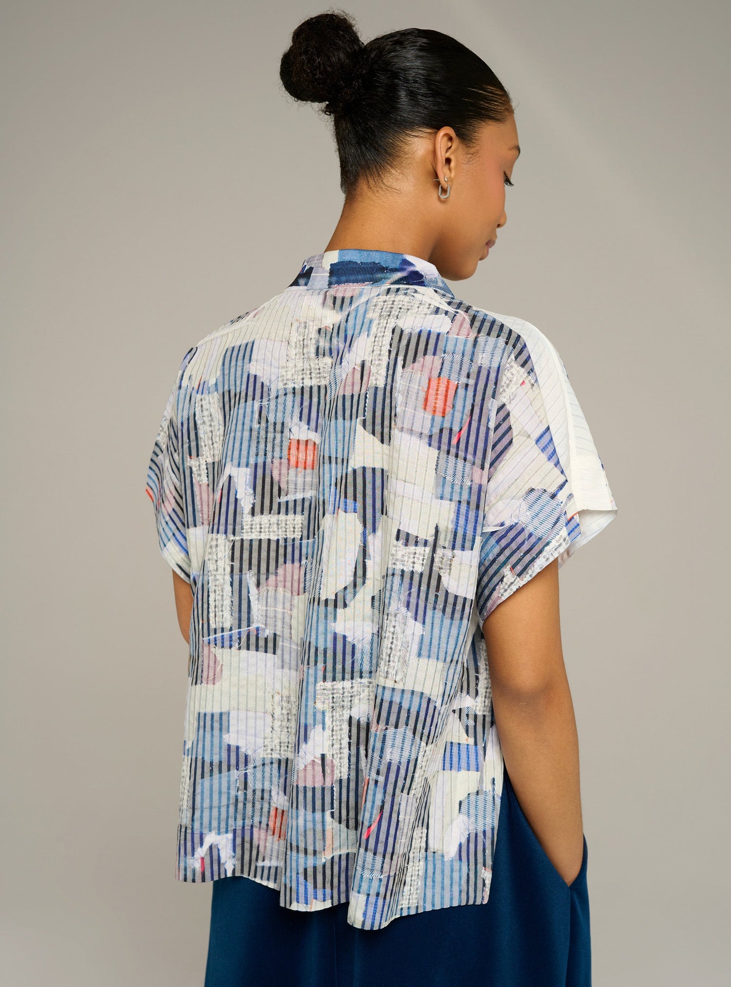 Chemise oversize manches courtes imprimée acoté 