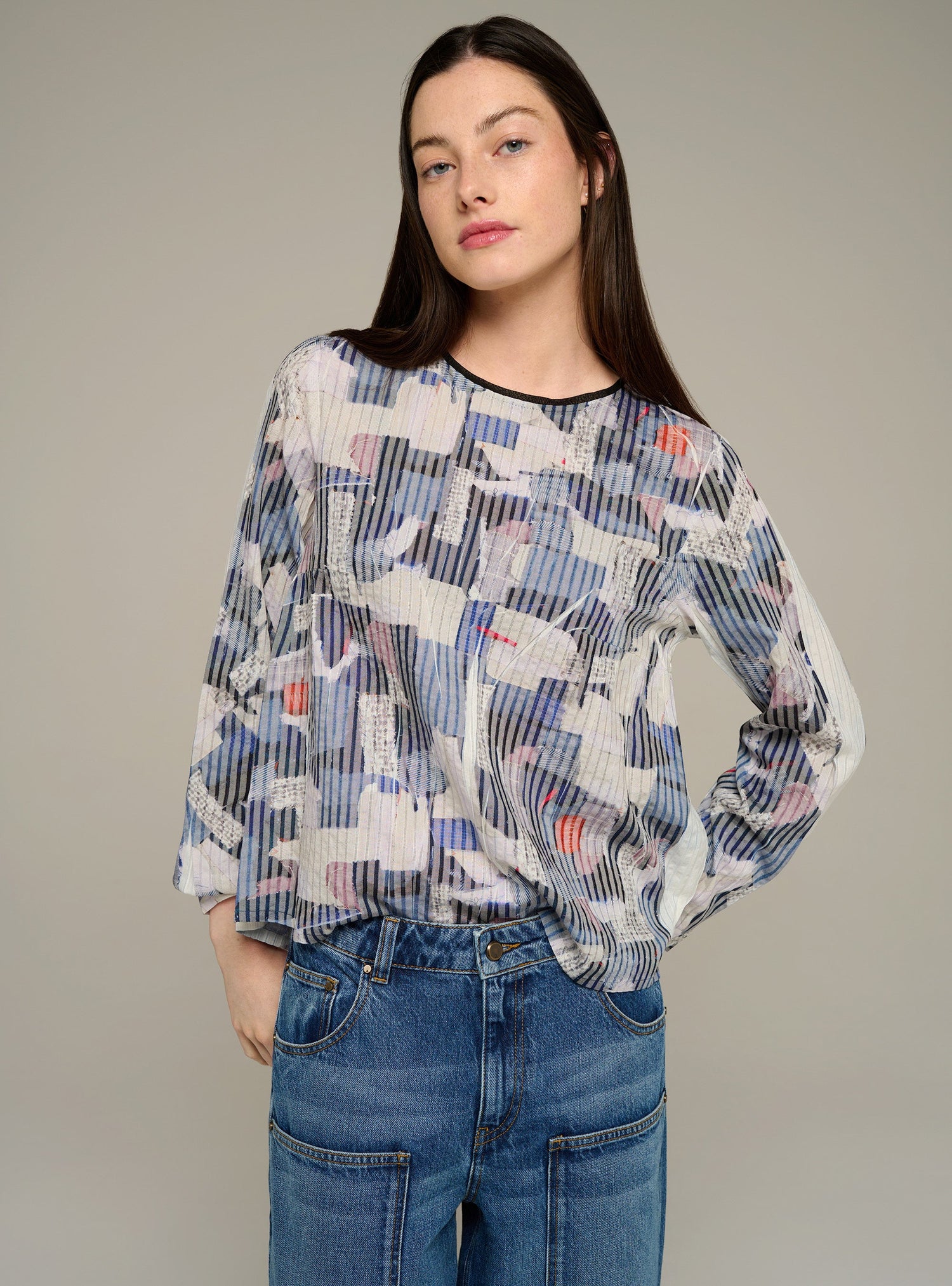 Blouse col rond ajustée manches longues imprimée acoté 