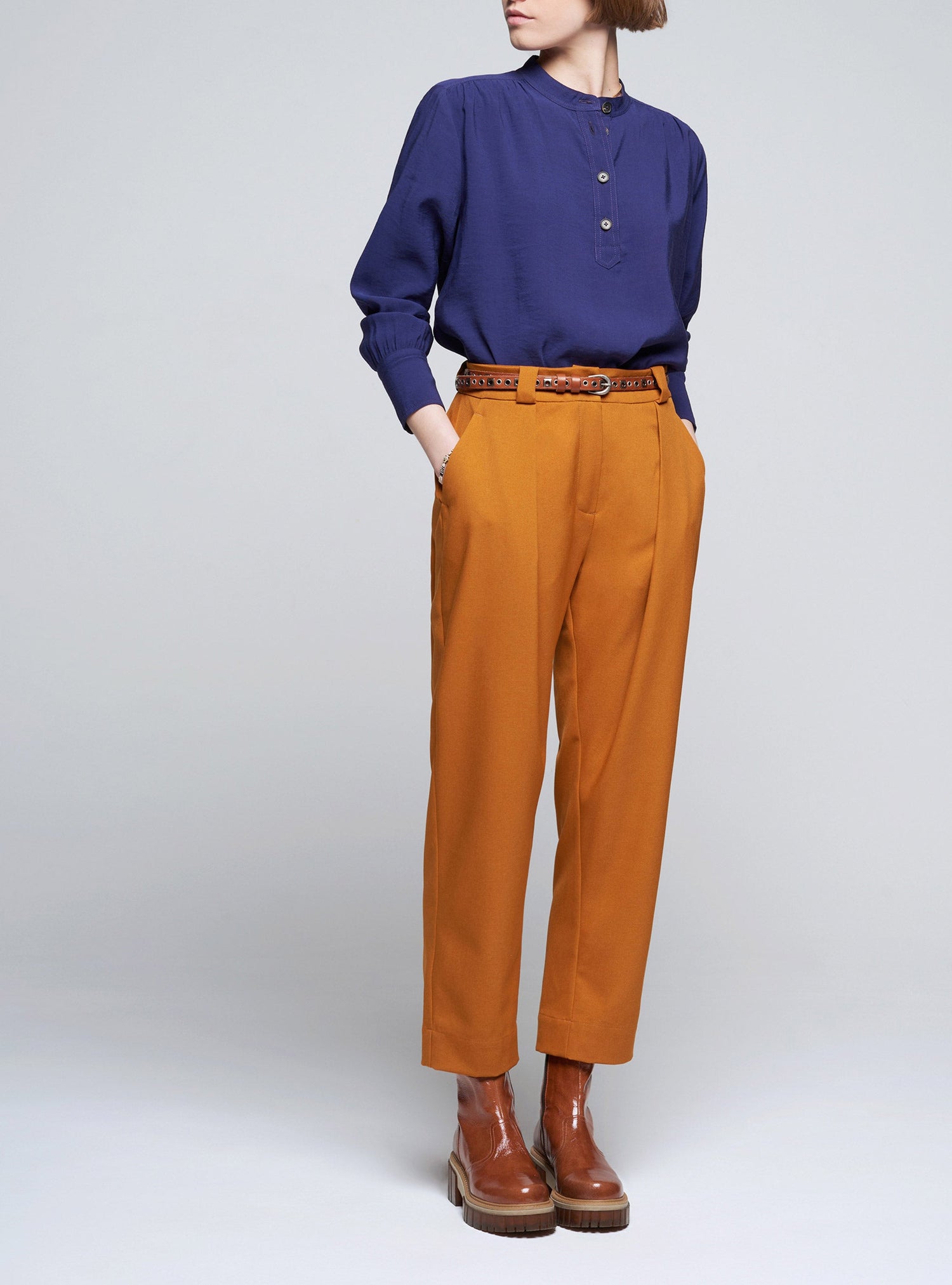 Hose mit weitem Bein