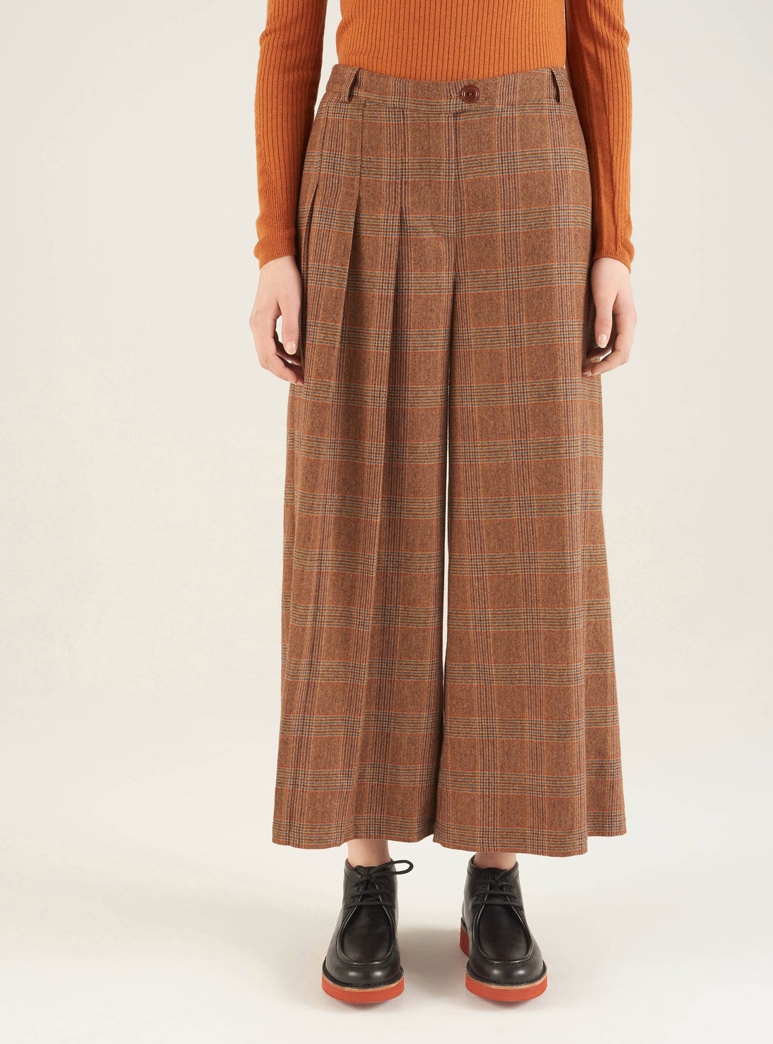 Hose mit weitem Bein