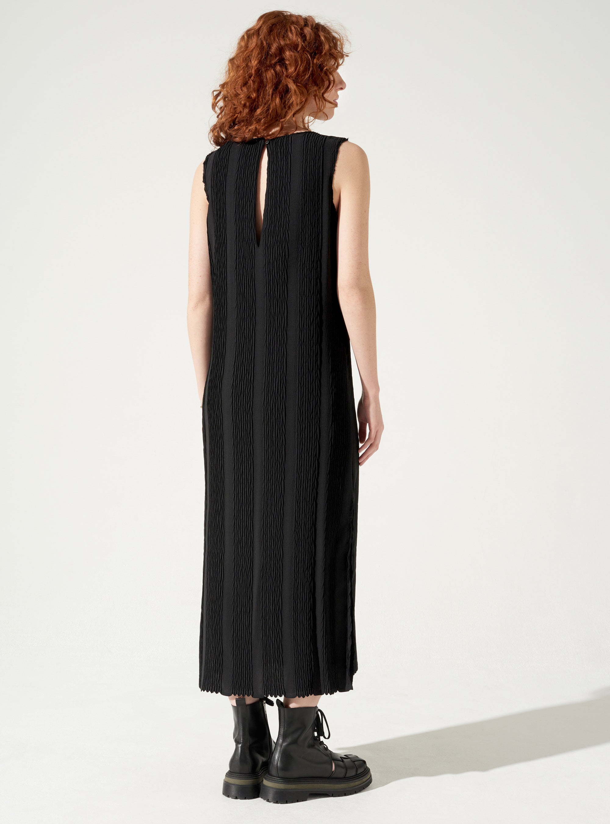 Gerades Kleid