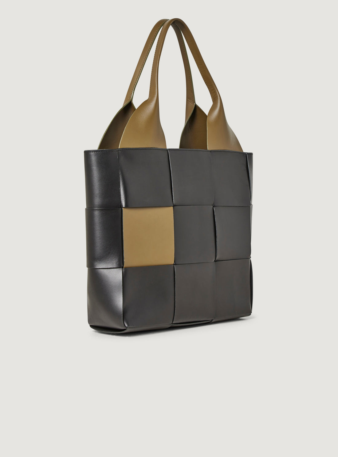 Große Tasche