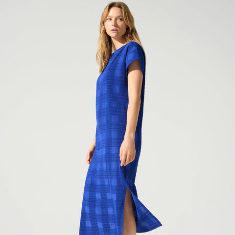 Short-sleeved dress