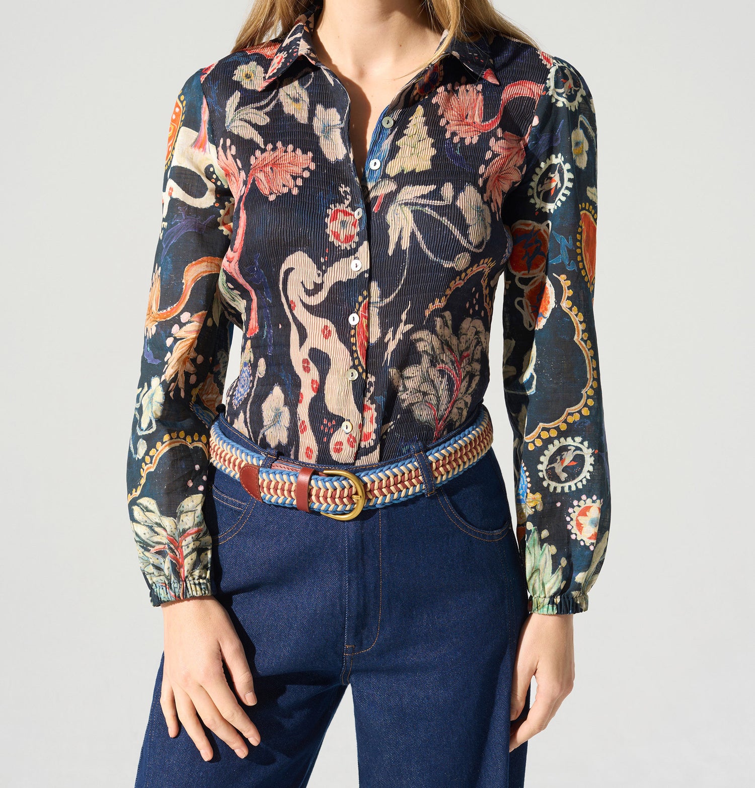 Langes Hemd mit Puffärmeln