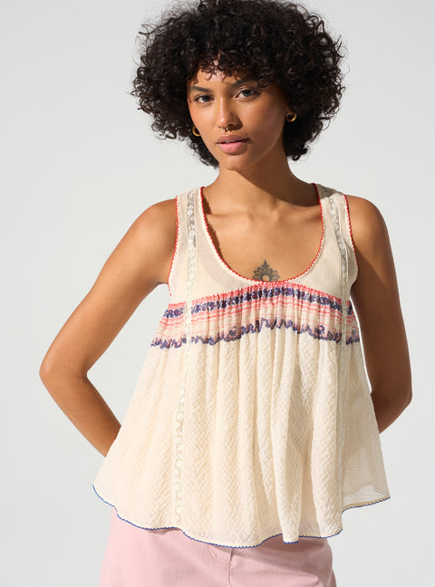 Tank top wide straps
