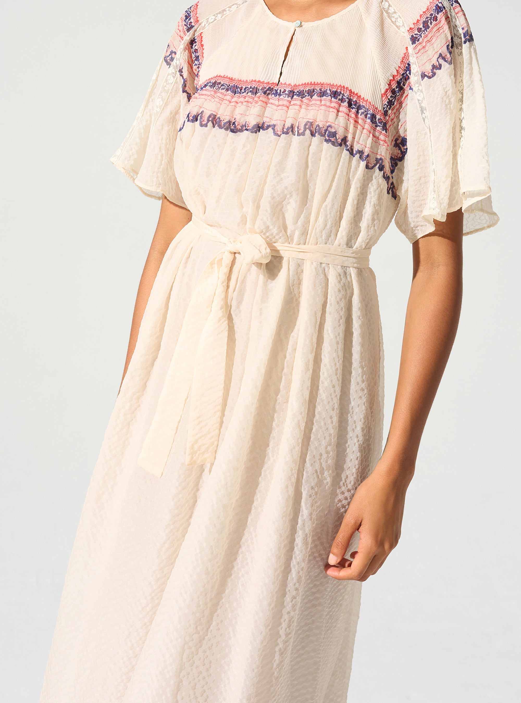 Robe manches courtes esprit papillons Cotélac 