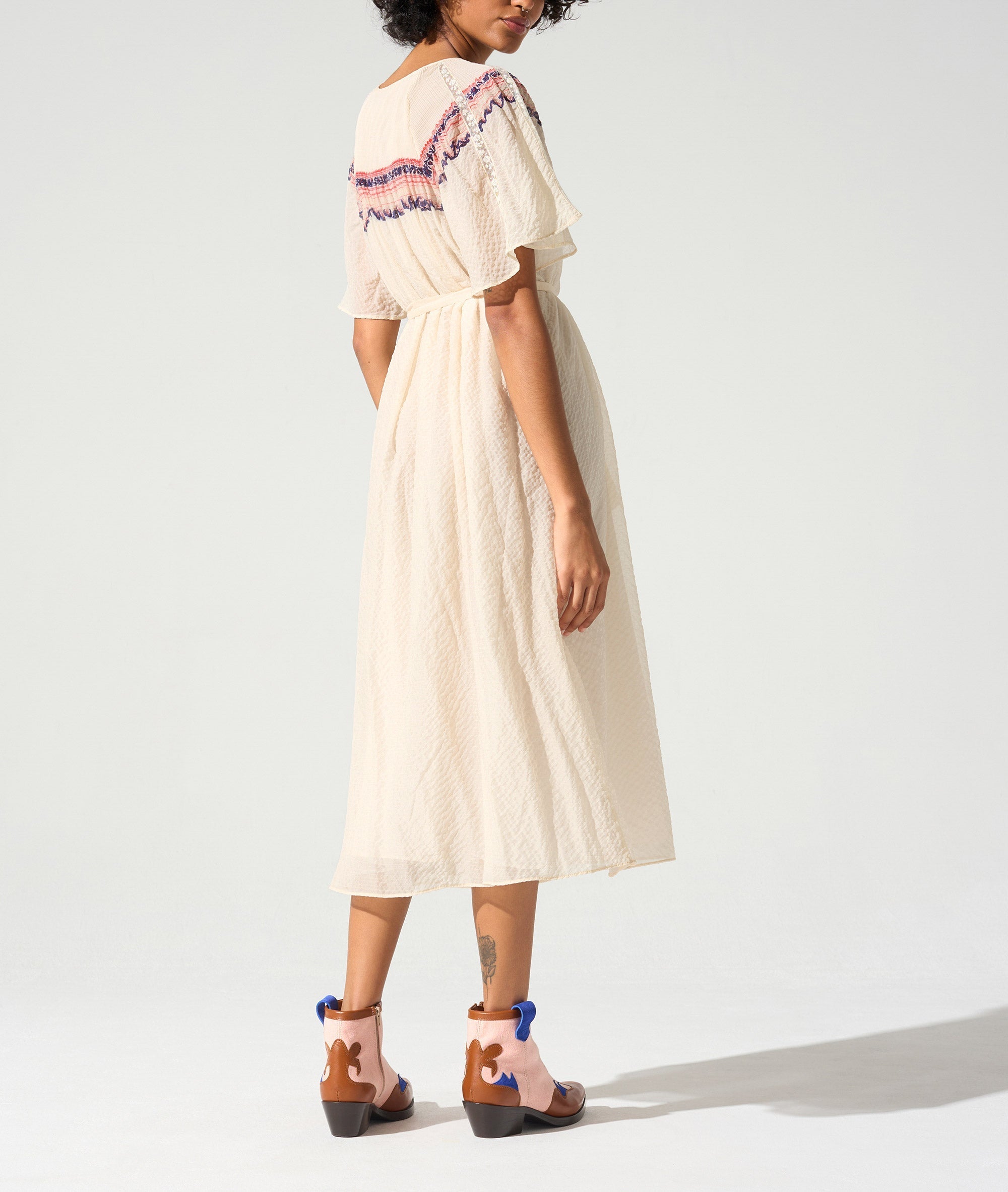 Robe manches courtes esprit papillons Cotélac 