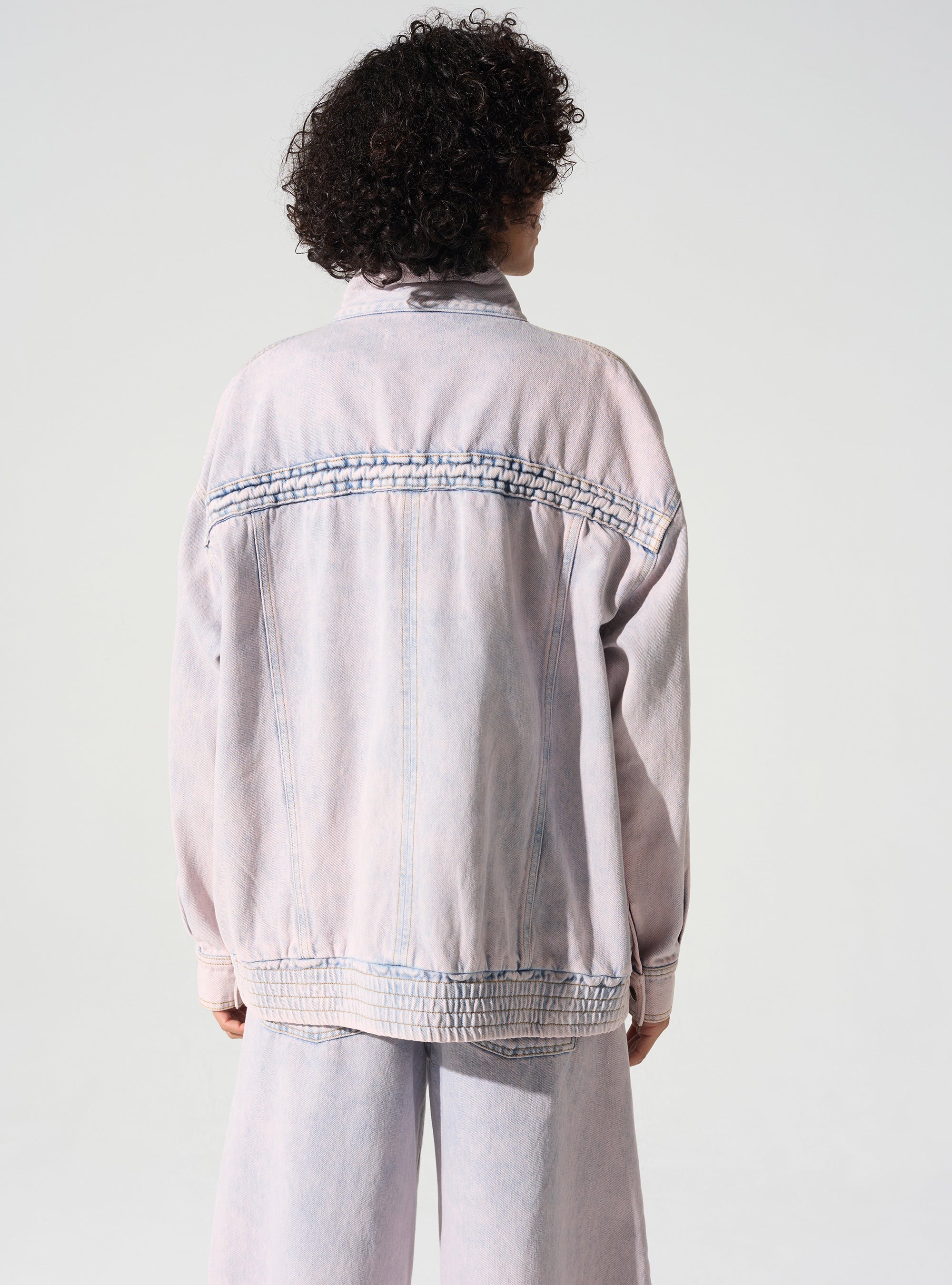 Übergroße Jeansjacke