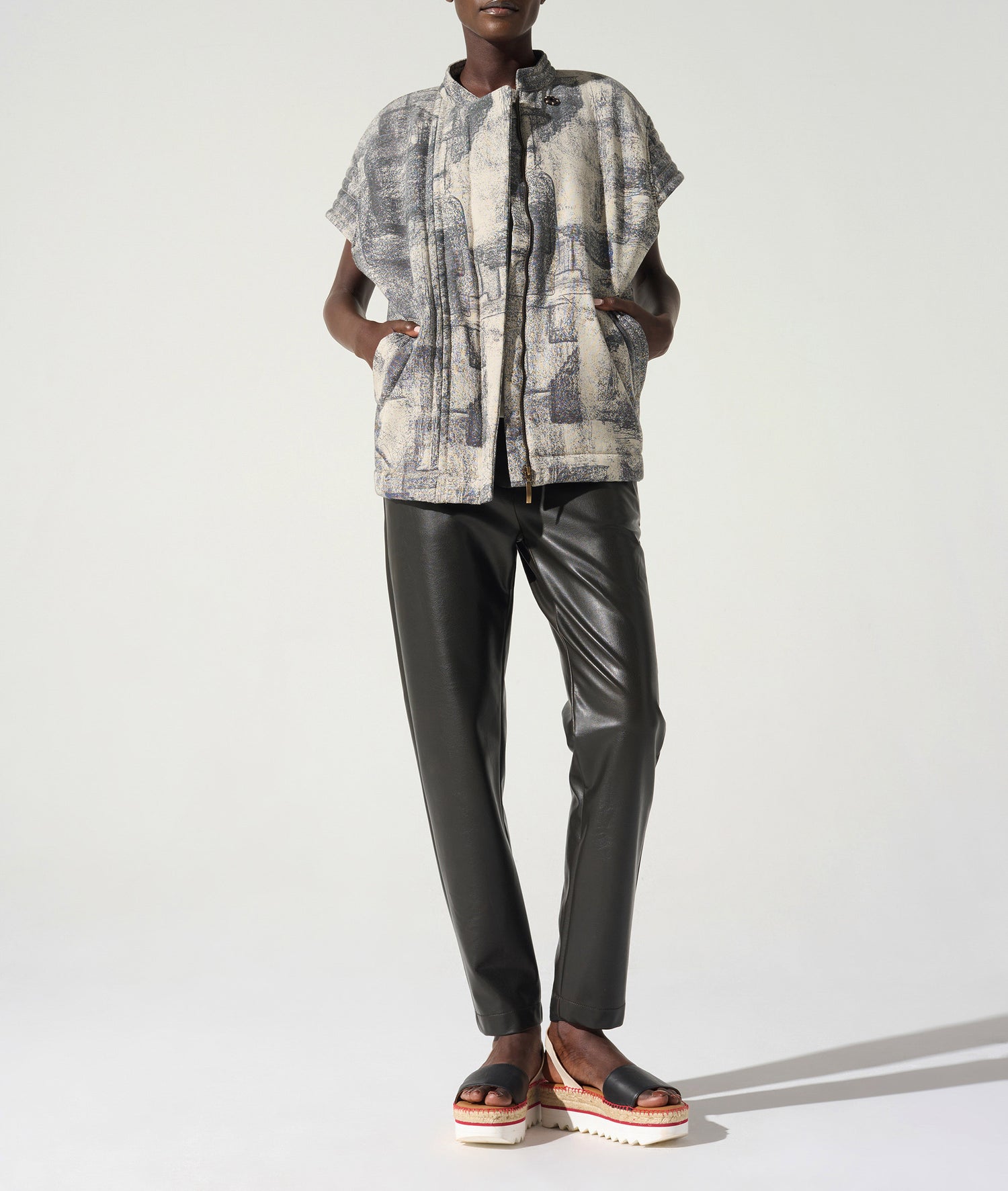 Quilted cap sleeve jacket