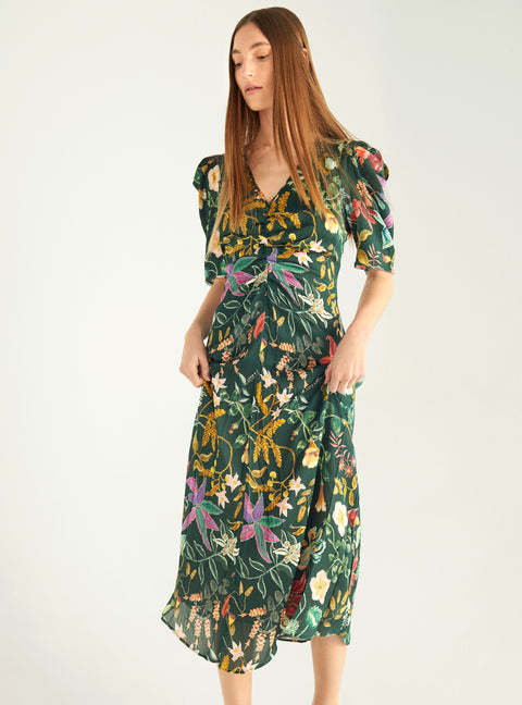 Langes, figurbetontes Kleid