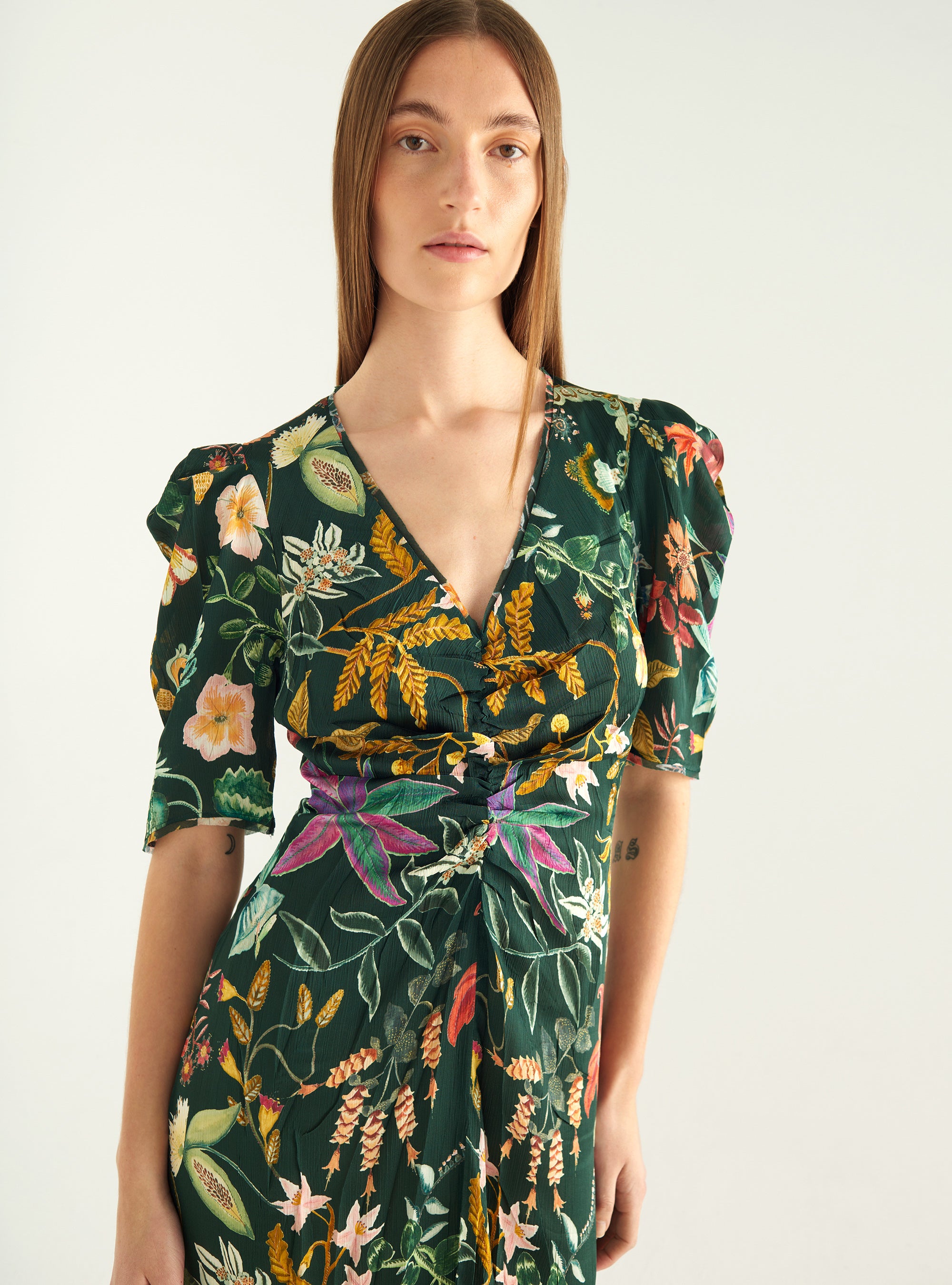 Langes, figurbetontes Kleid