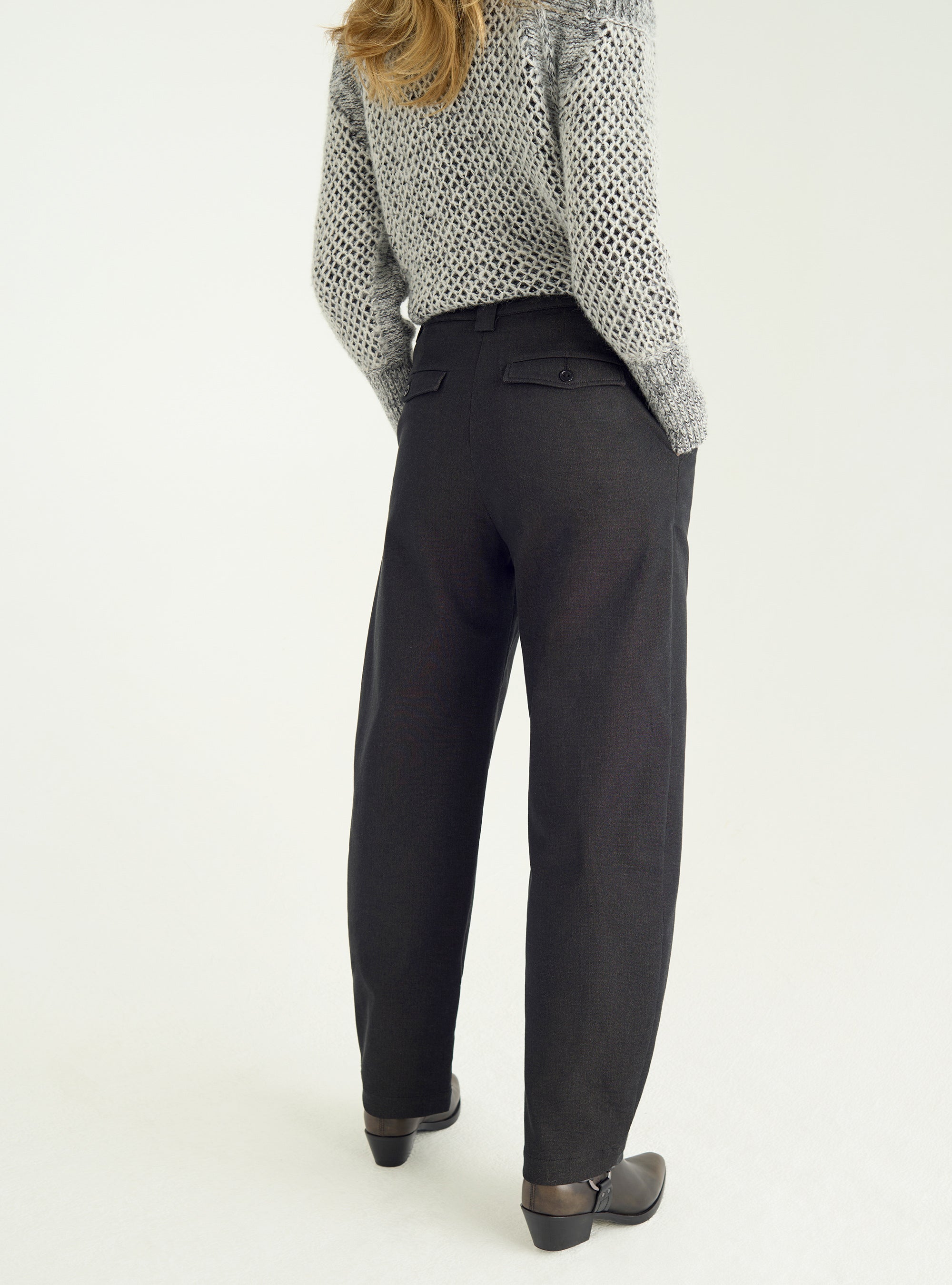 Barrel cut pants