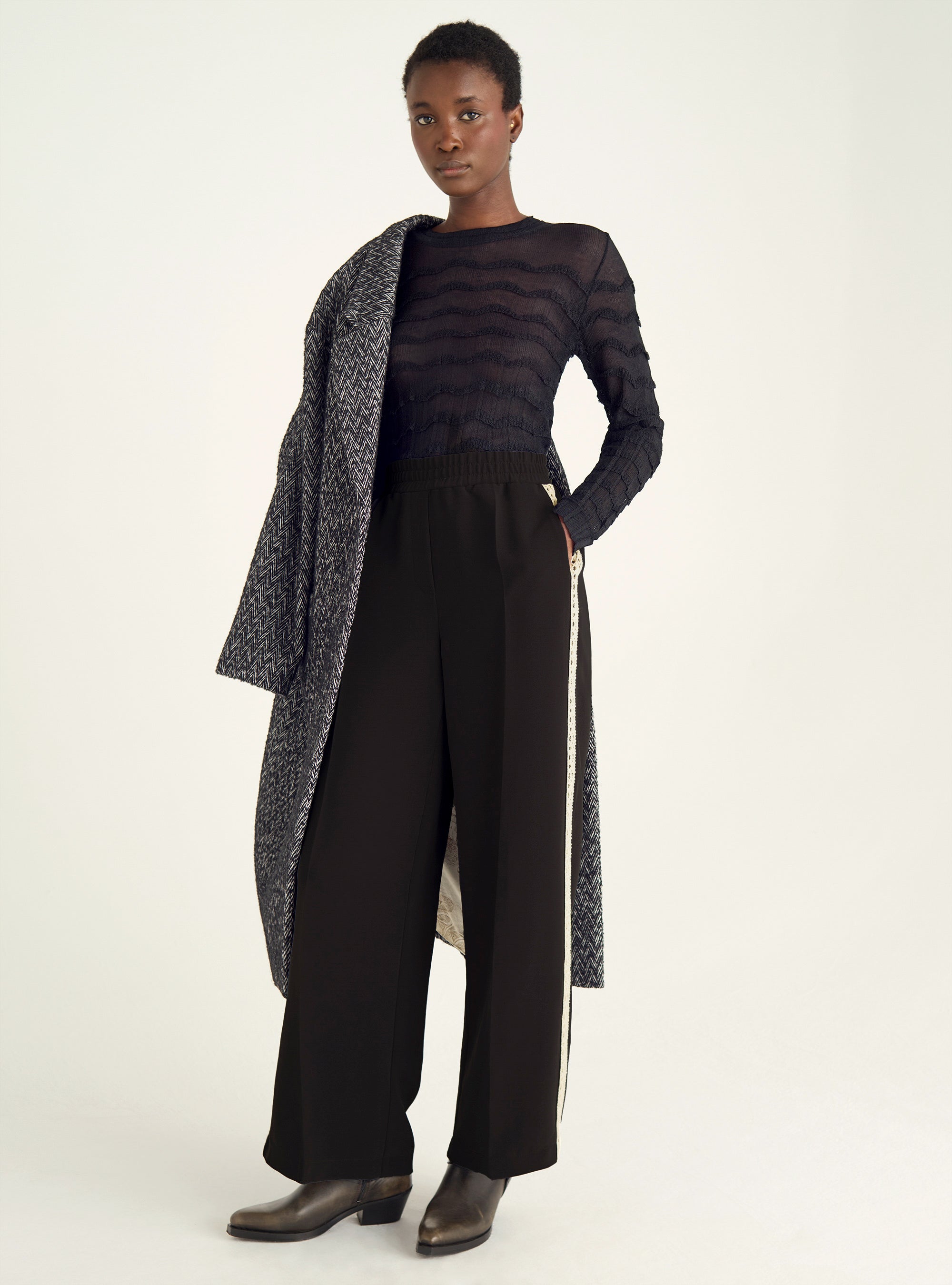 Wide pants with elasticated waist