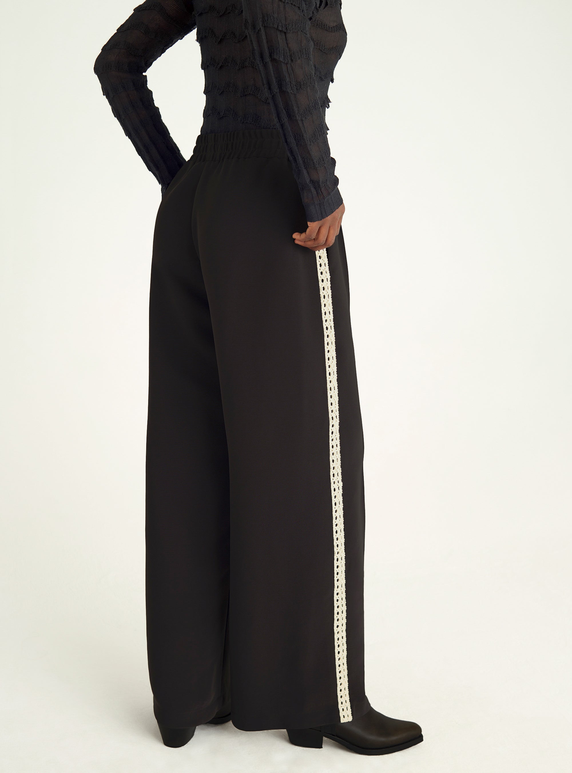 Wide pants with elasticated waist