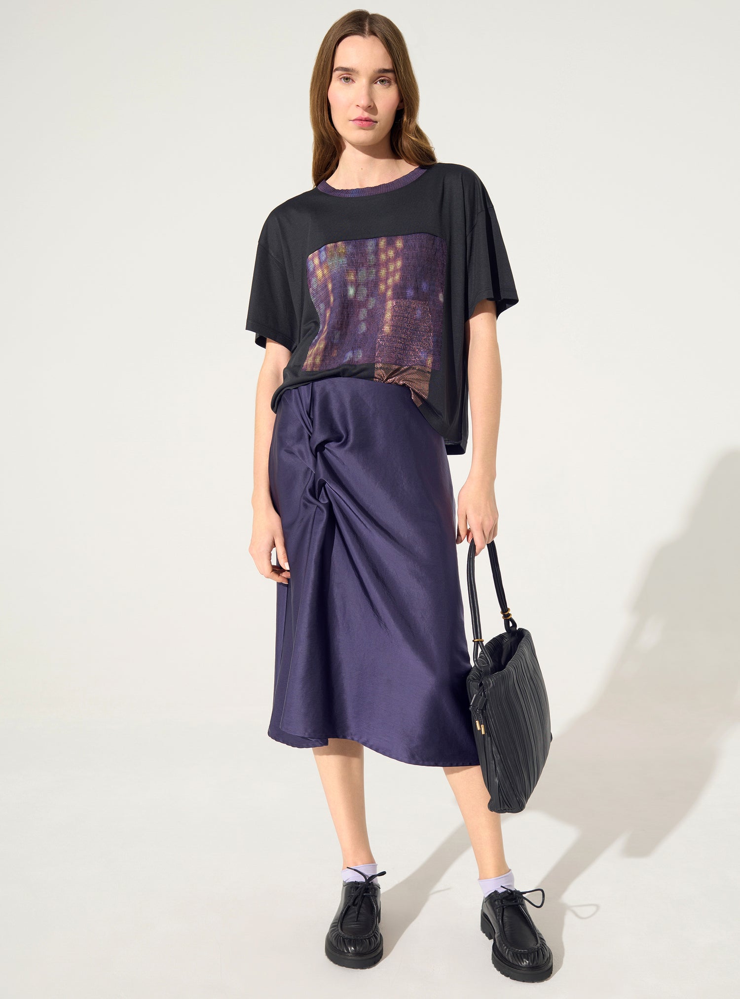 Jupe en satin violet