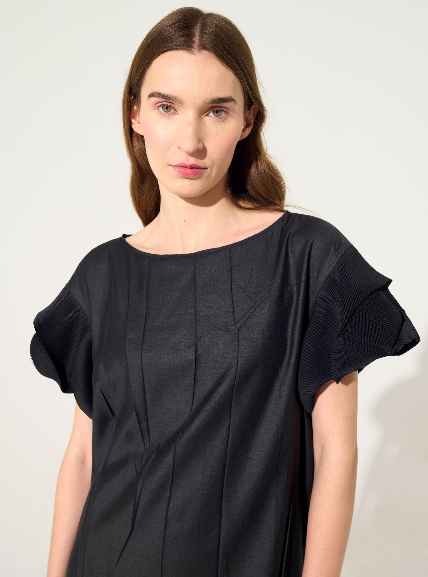 Black pleated straight dress