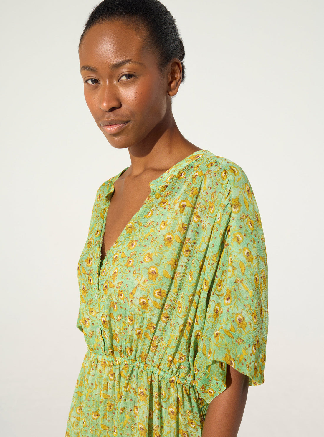 Green print fitted dress