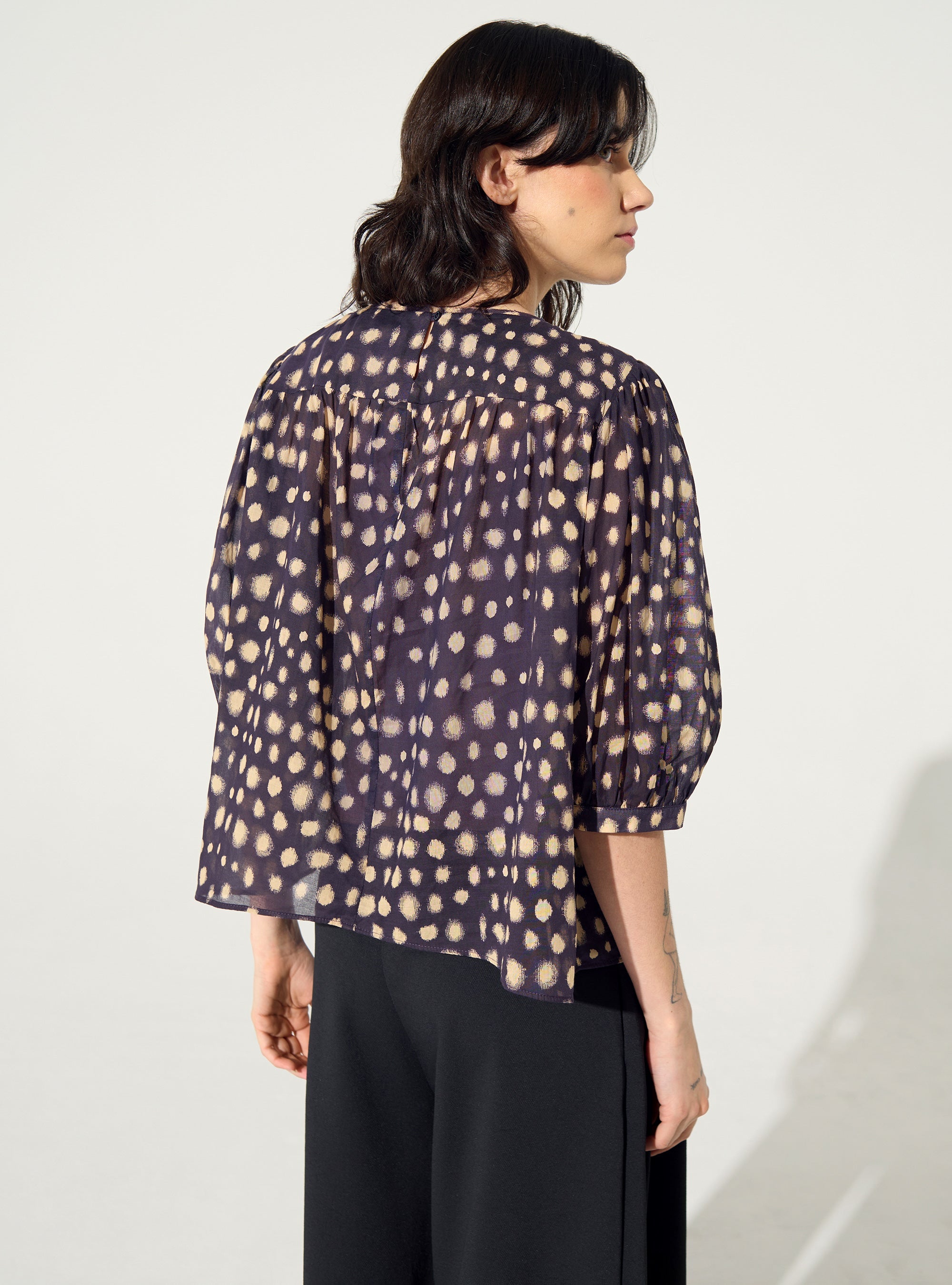 Oversize-Bluse aus lila Baumwolle mit Hausmuster